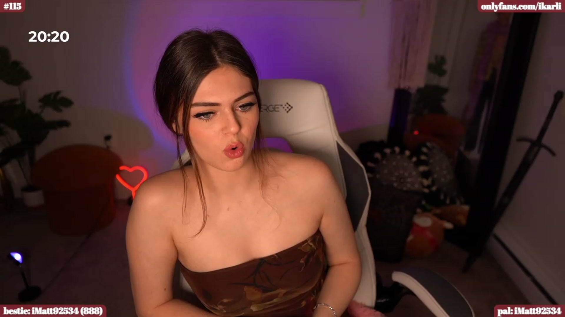 Gallery image thumbnail from iKarli's myfreecams stream on, 01/06/2024, 05:38 image 16 of 20