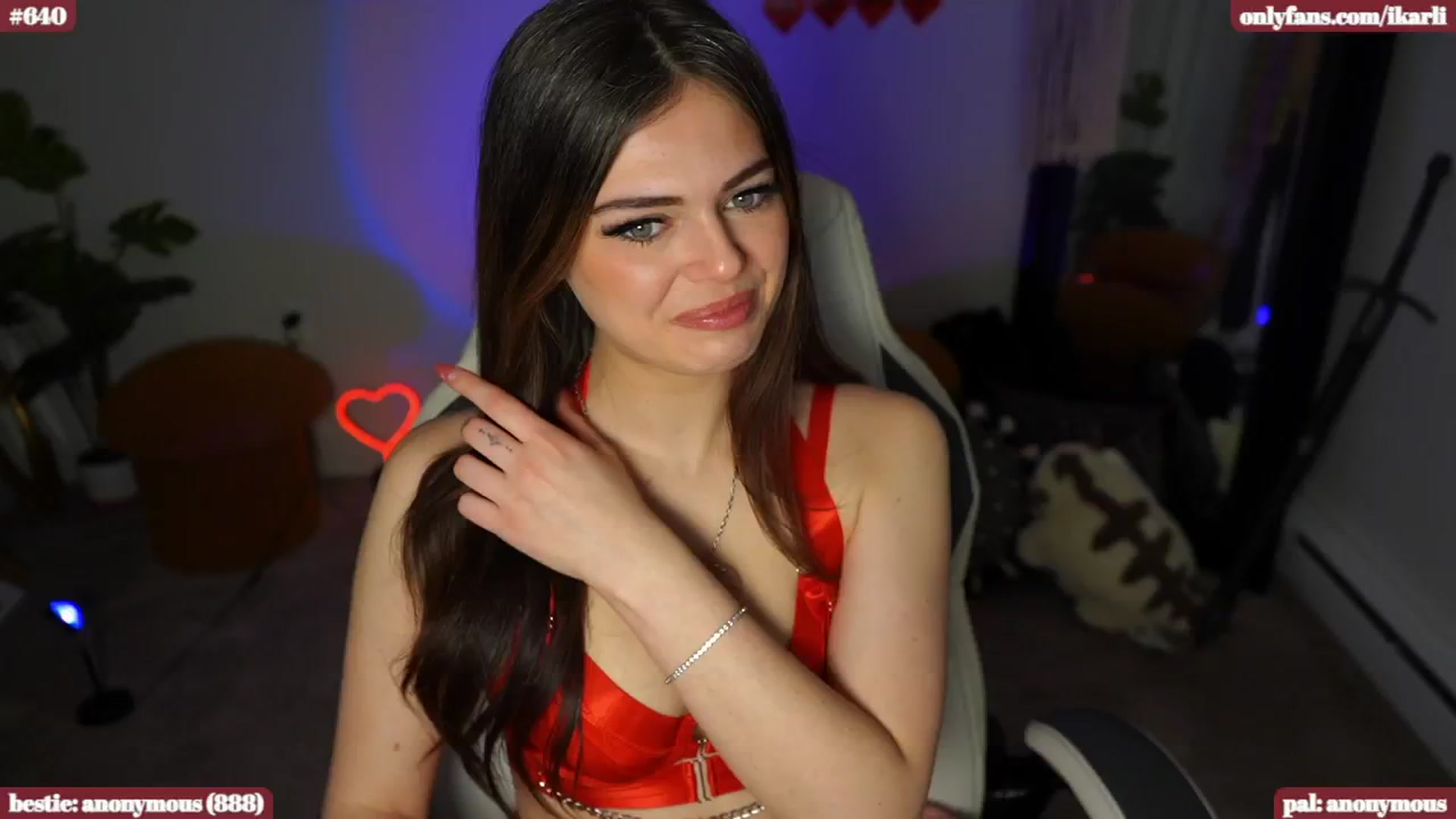 Gallery image thumbnail from iKarli's myfreecams stream on, 02/04/2024, 06:33 image 4 of 20