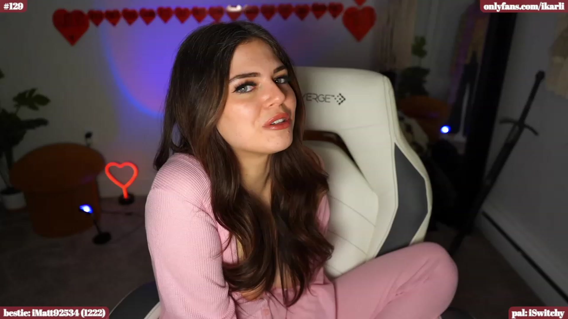 Gallery image thumbnail from iKarli's myfreecams stream on, 02/10/2024, 12:16 image 19 of 20