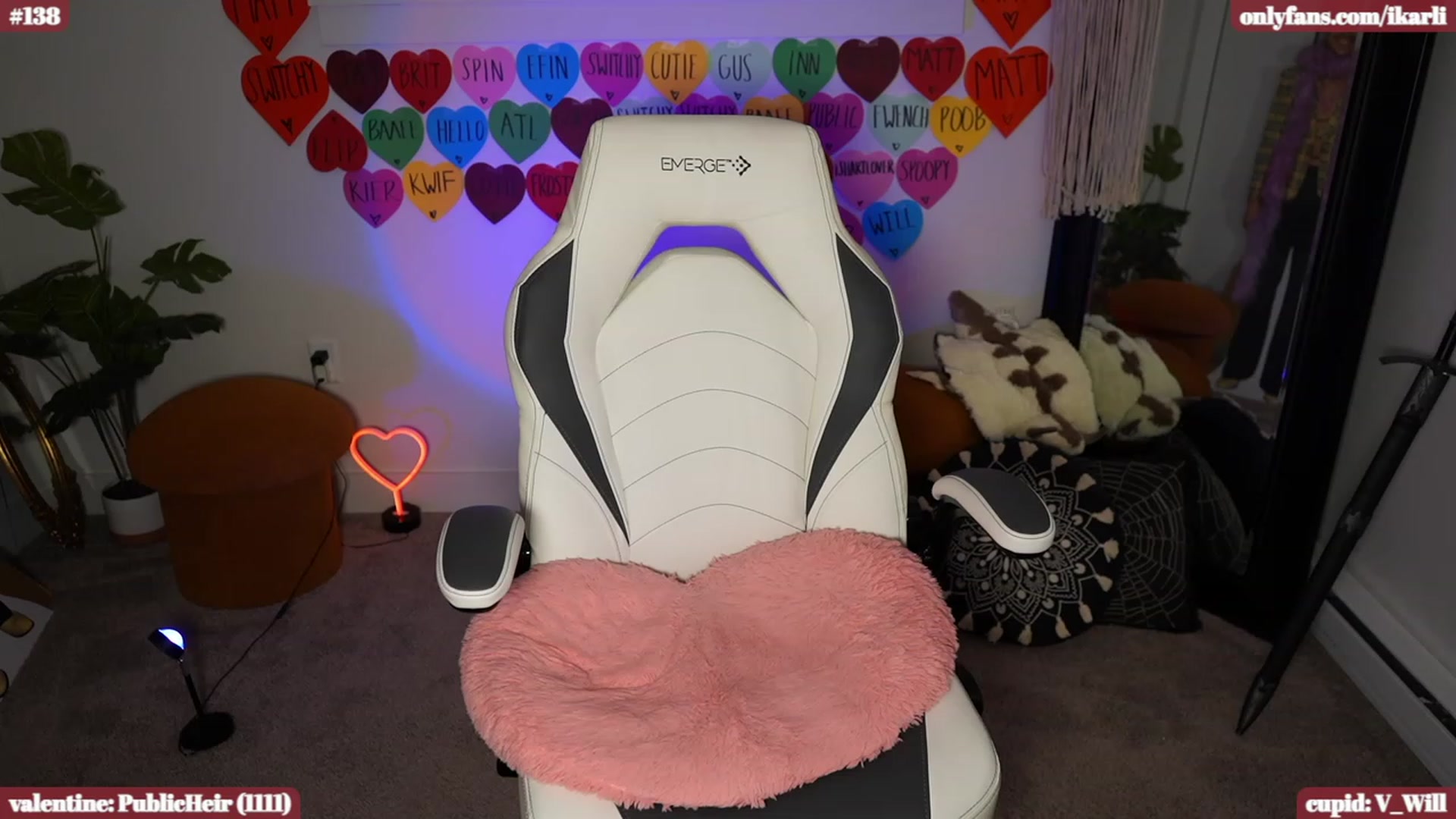 Gallery image thumbnail from iKarli's myfreecams stream on, 02/15/2024, 07:32 image 11 of 20