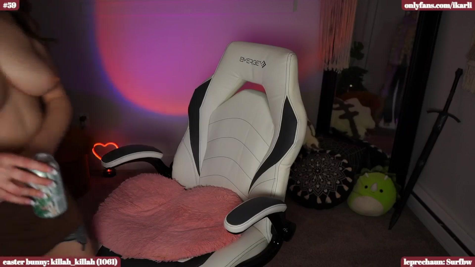 Gallery image thumbnail from iKarli's myfreecams stream on, 03/12/2024, 08:04 image 10 of 20