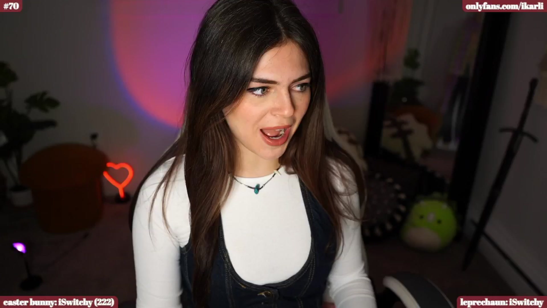 Gallery image thumbnail from iKarli's myfreecams stream on, 03/15/2024, 04:38 image 7 of 20