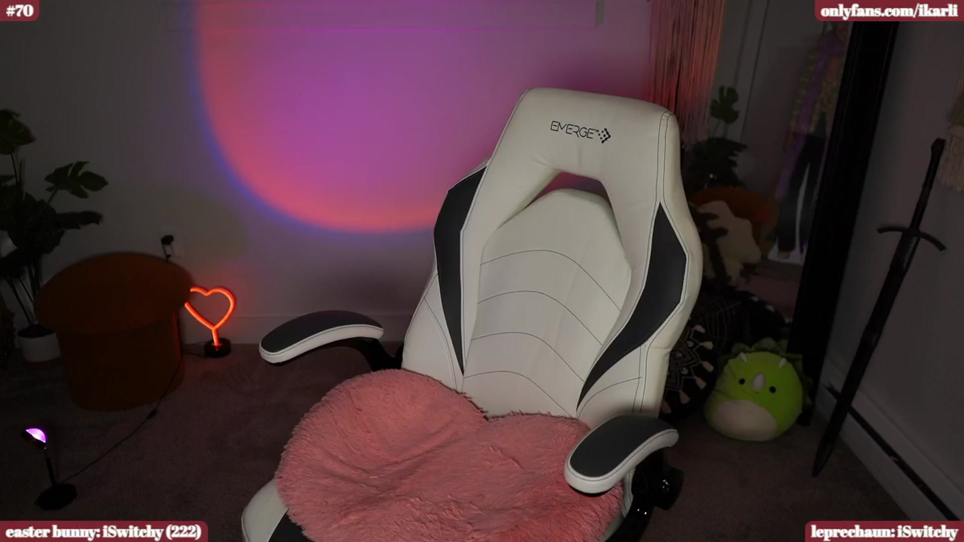 Gallery image thumbnail from iKarli's myfreecams stream on, 03/15/2024, 04:38 image 9 of 20
