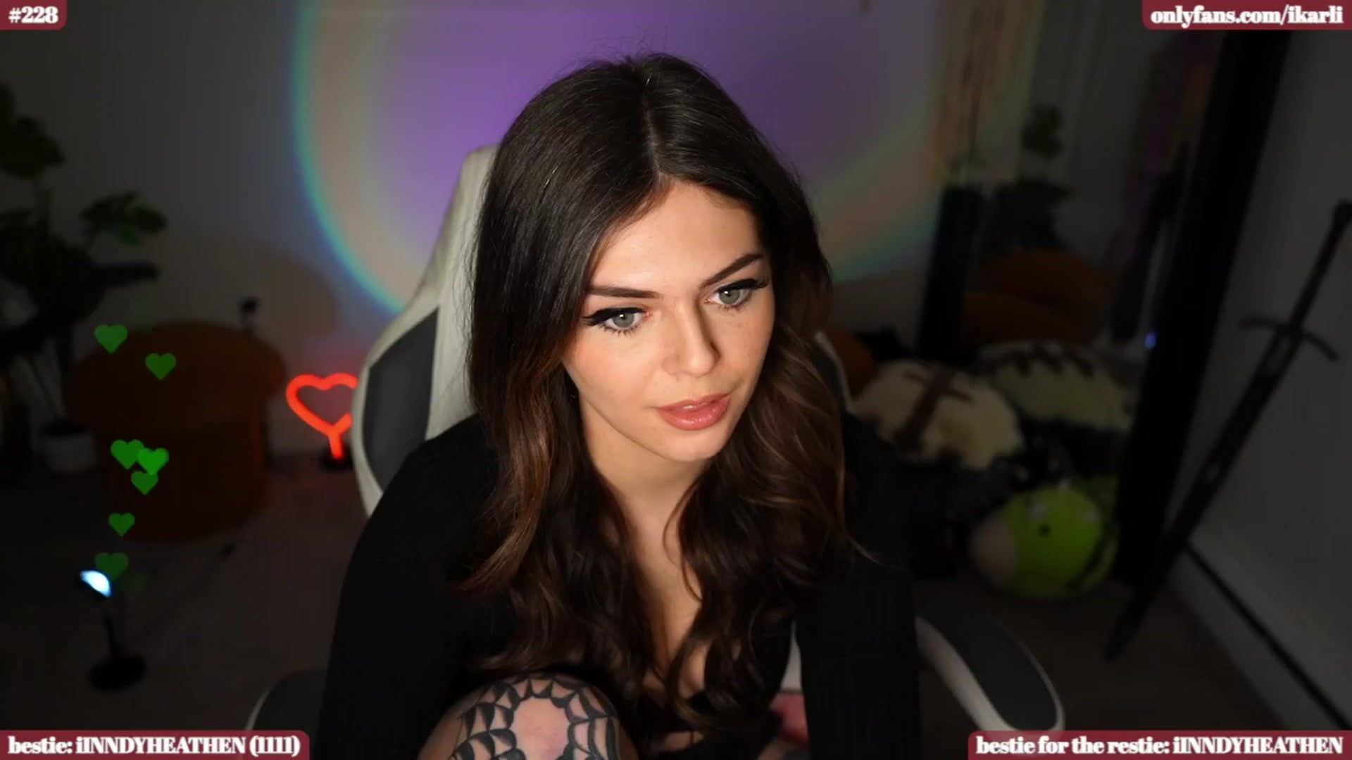 Gallery image thumbnail from iKarli's myfreecams stream on, 04/10/2024, 04:09 image 3 of 20