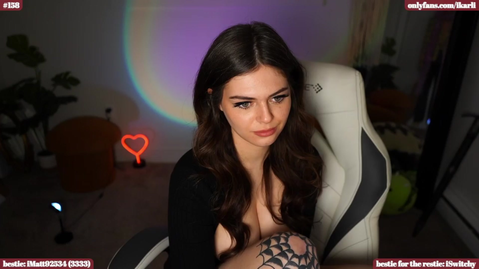 Gallery image thumbnail from iKarli's myfreecams stream on, 04/10/2024, 07:51 image 19 of 20