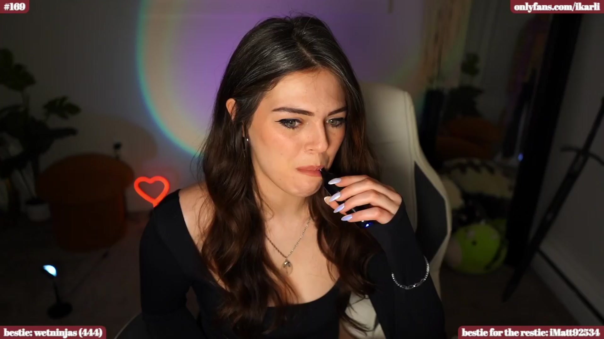 Gallery image thumbnail from iKarli's myfreecams stream on, 04/11/2024, 07:52 image 12 of 20