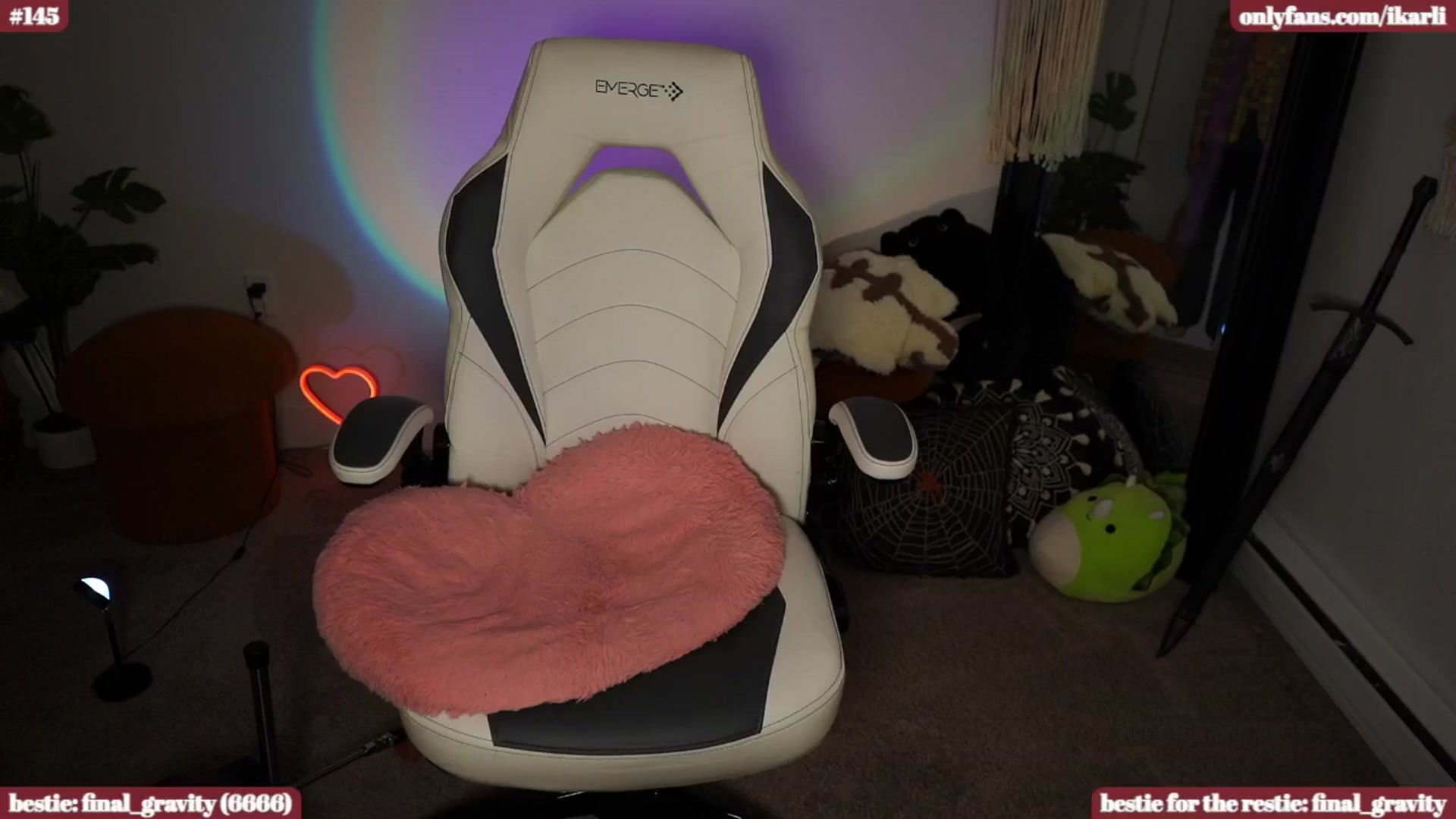 Gallery image thumbnail from iKarli's myfreecams stream on, 04/27/2024, 06:45 image 13 of 20