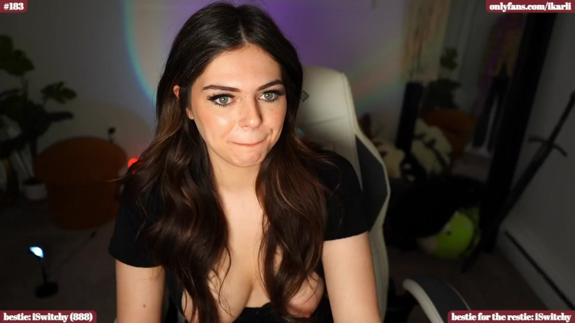 Gallery image thumbnail from iKarli's myfreecams stream on, 05/03/2024, 10:43 image 11 of 20
