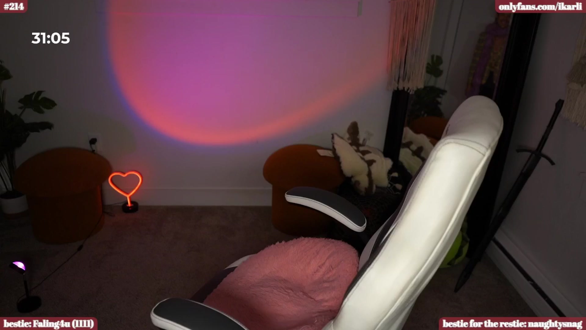 Gallery image thumbnail from iKarli's myfreecams stream on, 05/11/2024, 09:18 image 5 of 20