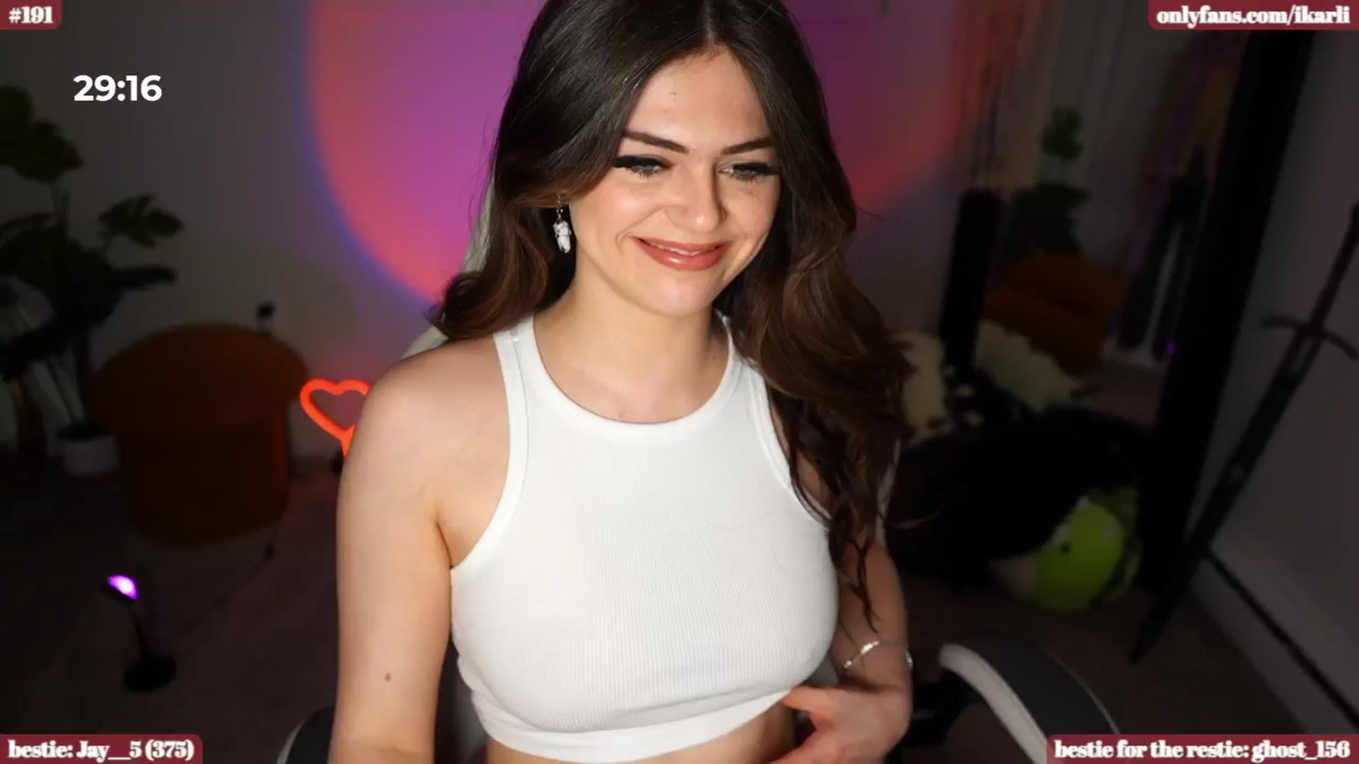 Gallery image thumbnail from iKarli's myfreecams stream on, 05/15/2024, 06:41 image 17 of 20