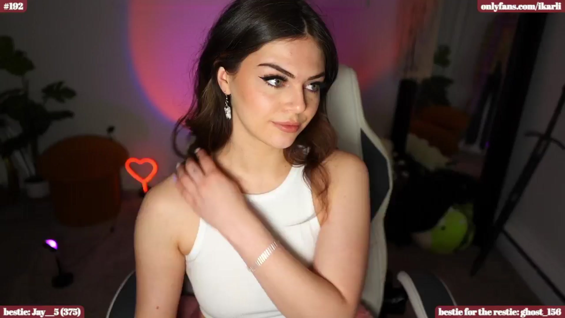 Gallery image thumbnail from iKarli's myfreecams stream on, 05/15/2024, 06:41 image 14 of 20
