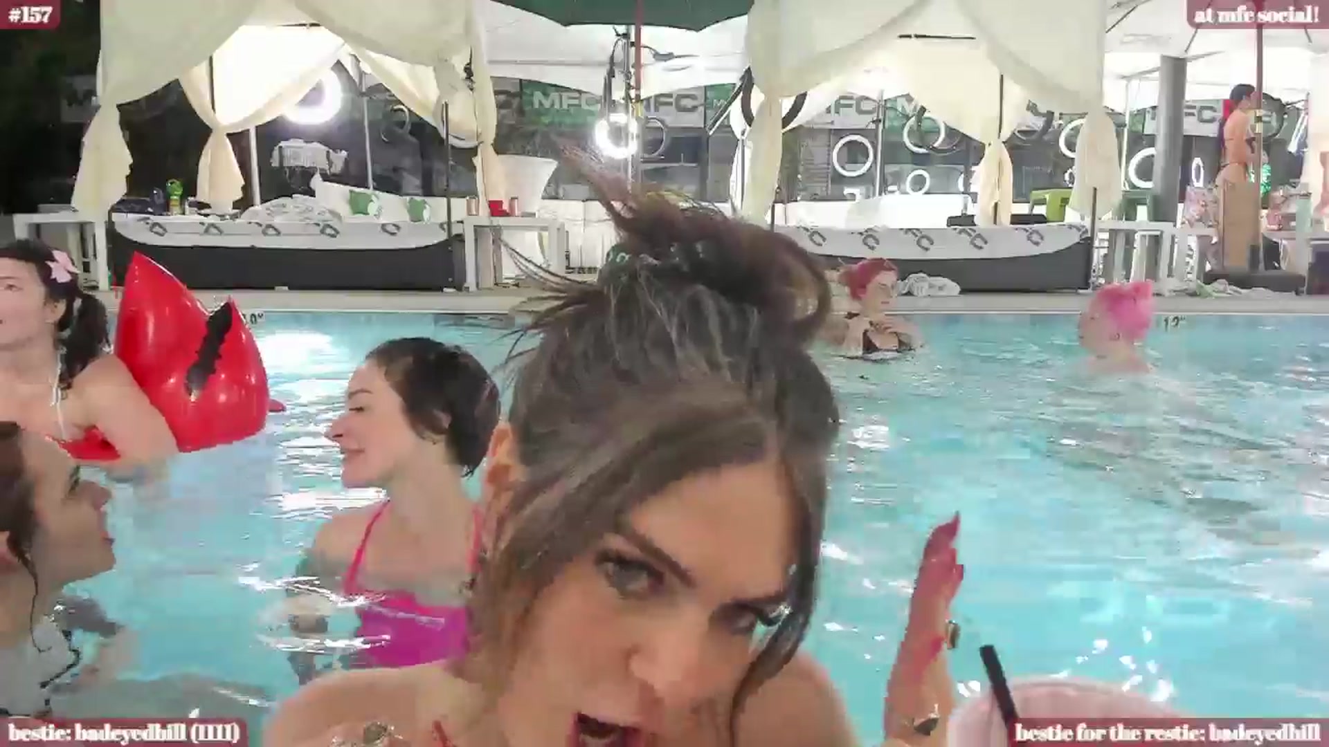Gallery image thumbnail from iKarli's myfreecams stream on, 05/22/2024, 09:49 image 12 of 20