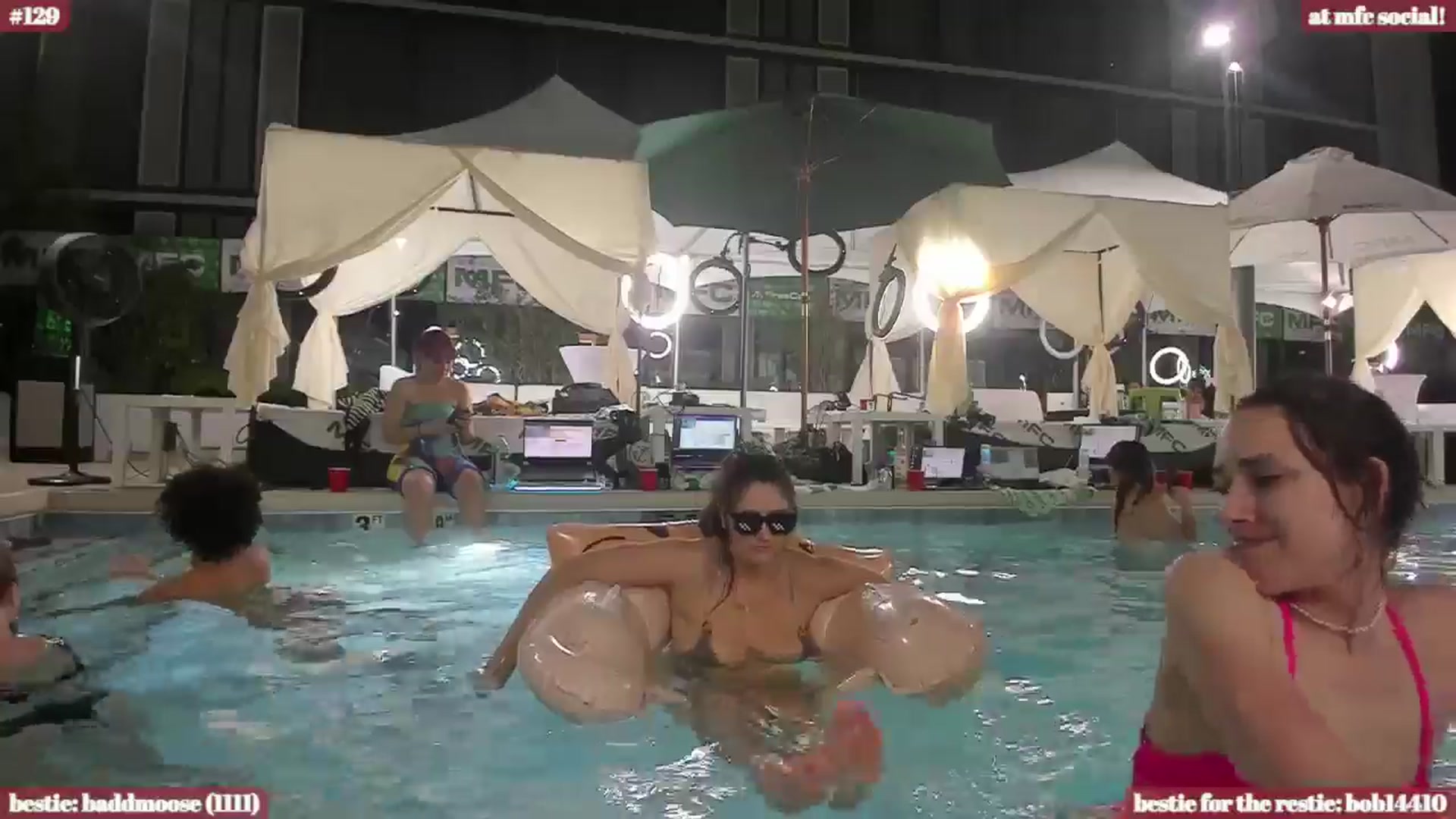 Gallery image thumbnail from iKarli's myfreecams stream on, 05/23/2024, 10:19 image 6 of 20