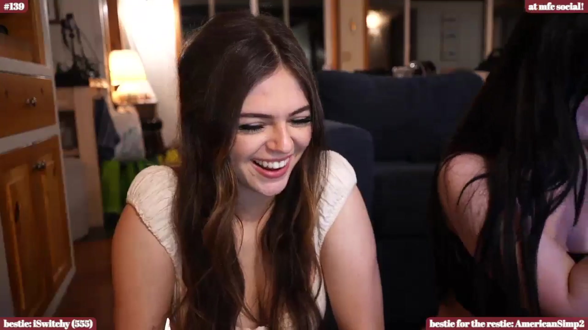 Gallery image thumbnail from iKarli's myfreecams stream on, 05/29/2024, 09:24 image 16 of 20