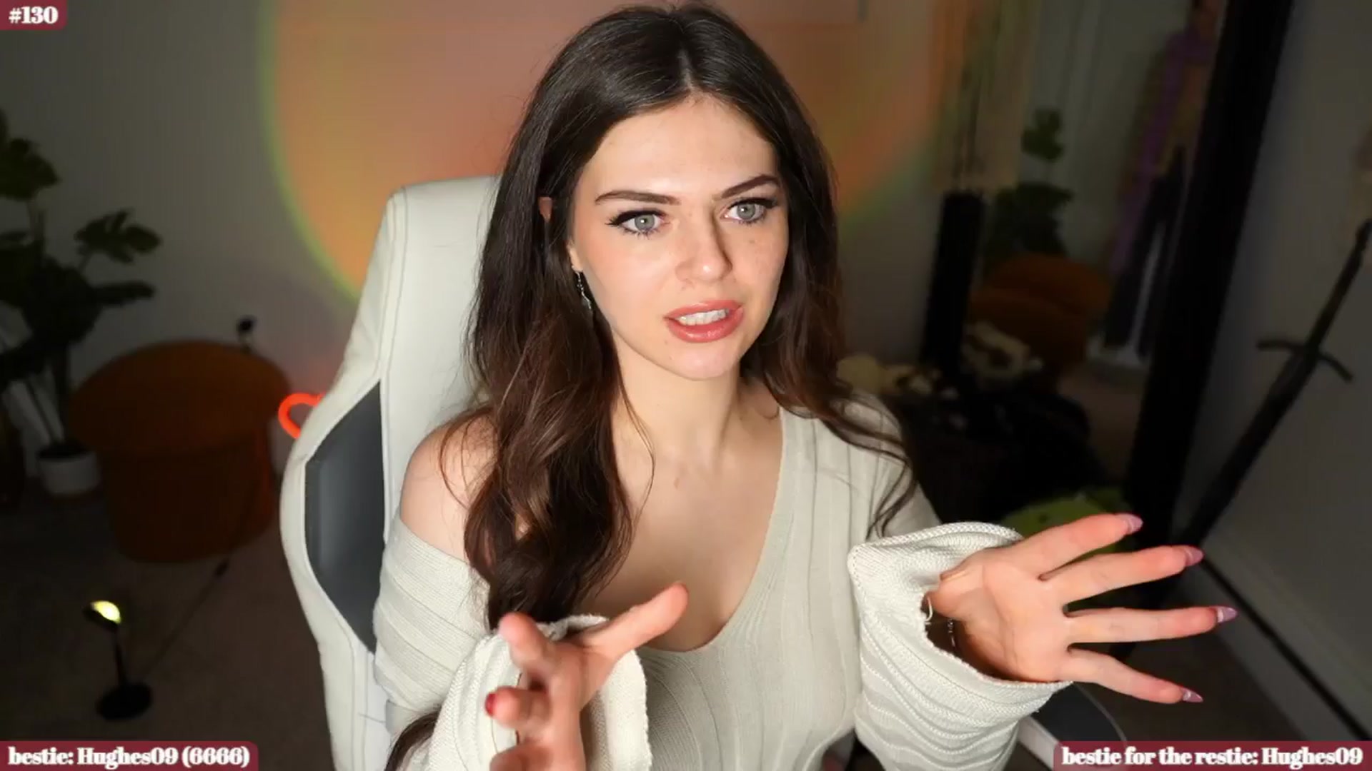 Gallery image thumbnail from iKarli's myfreecams stream on, 06/22/2024, 10:04 image 7 of 20
