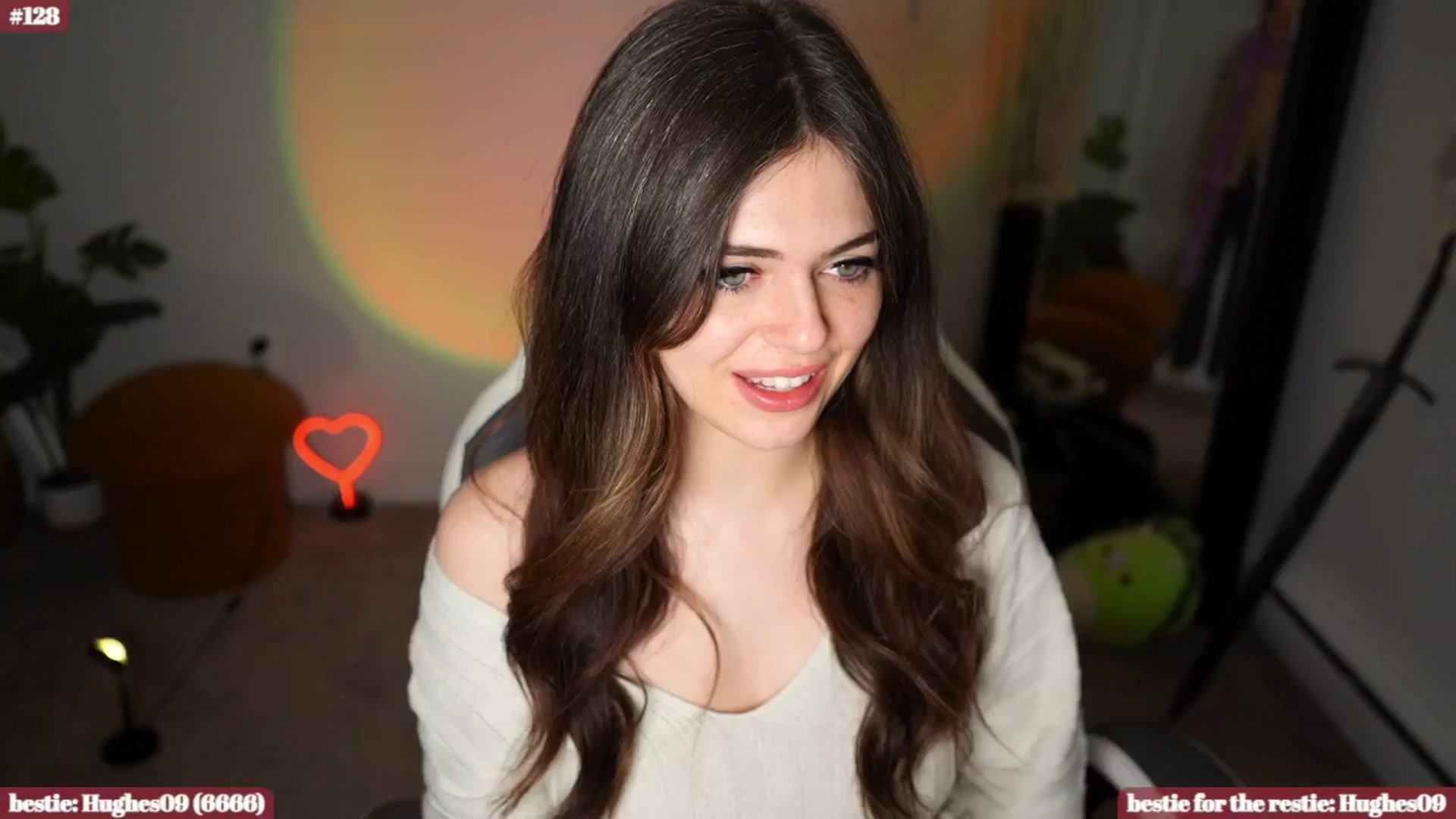 Gallery image thumbnail from iKarli's myfreecams stream on, 06/22/2024, 10:04 image 20 of 20