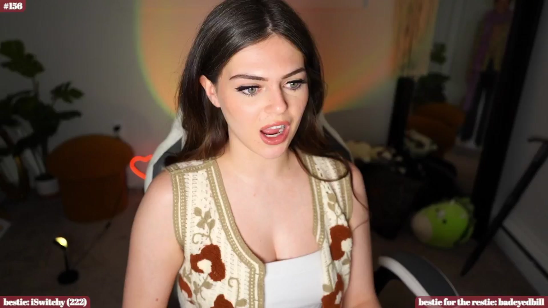 Gallery image thumbnail from iKarli's myfreecams stream on, 06/26/2024, 07:48 image 14 of 20