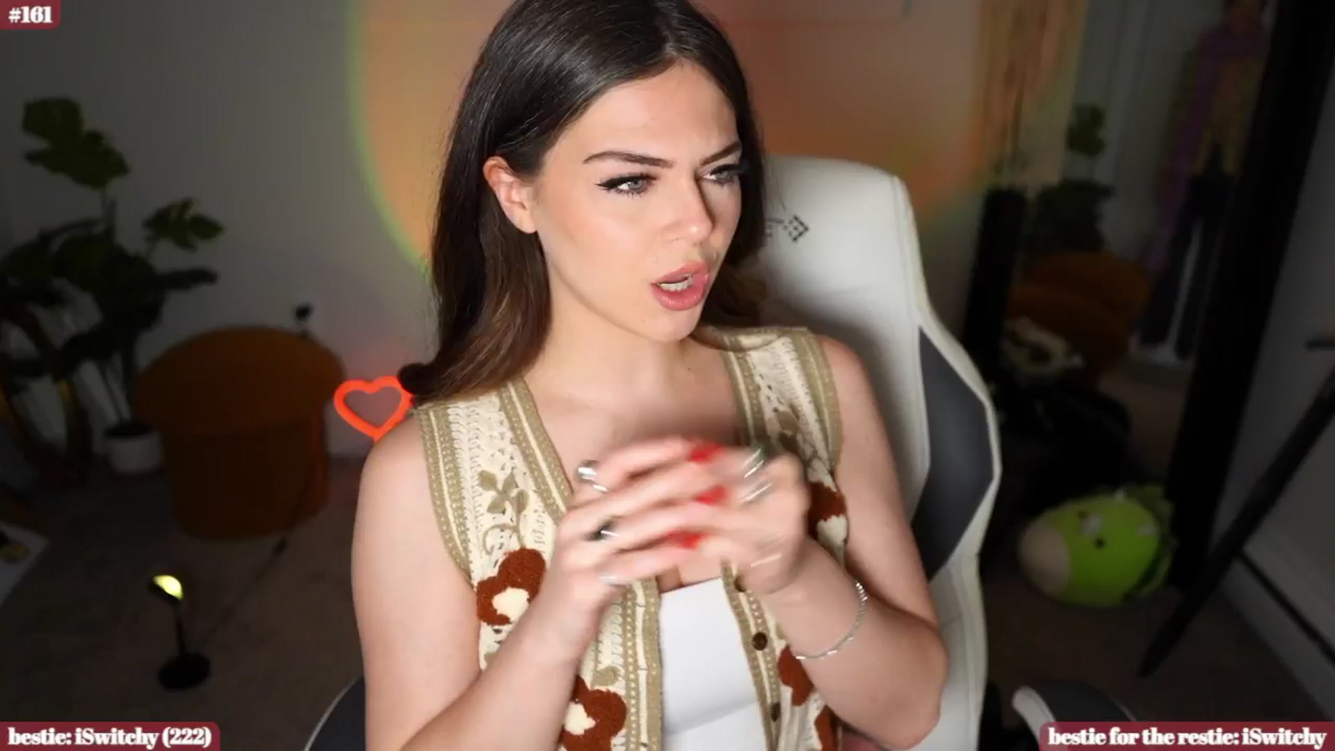Gallery image thumbnail from iKarli's myfreecams stream on, 06/26/2024, 07:48 image 3 of 20