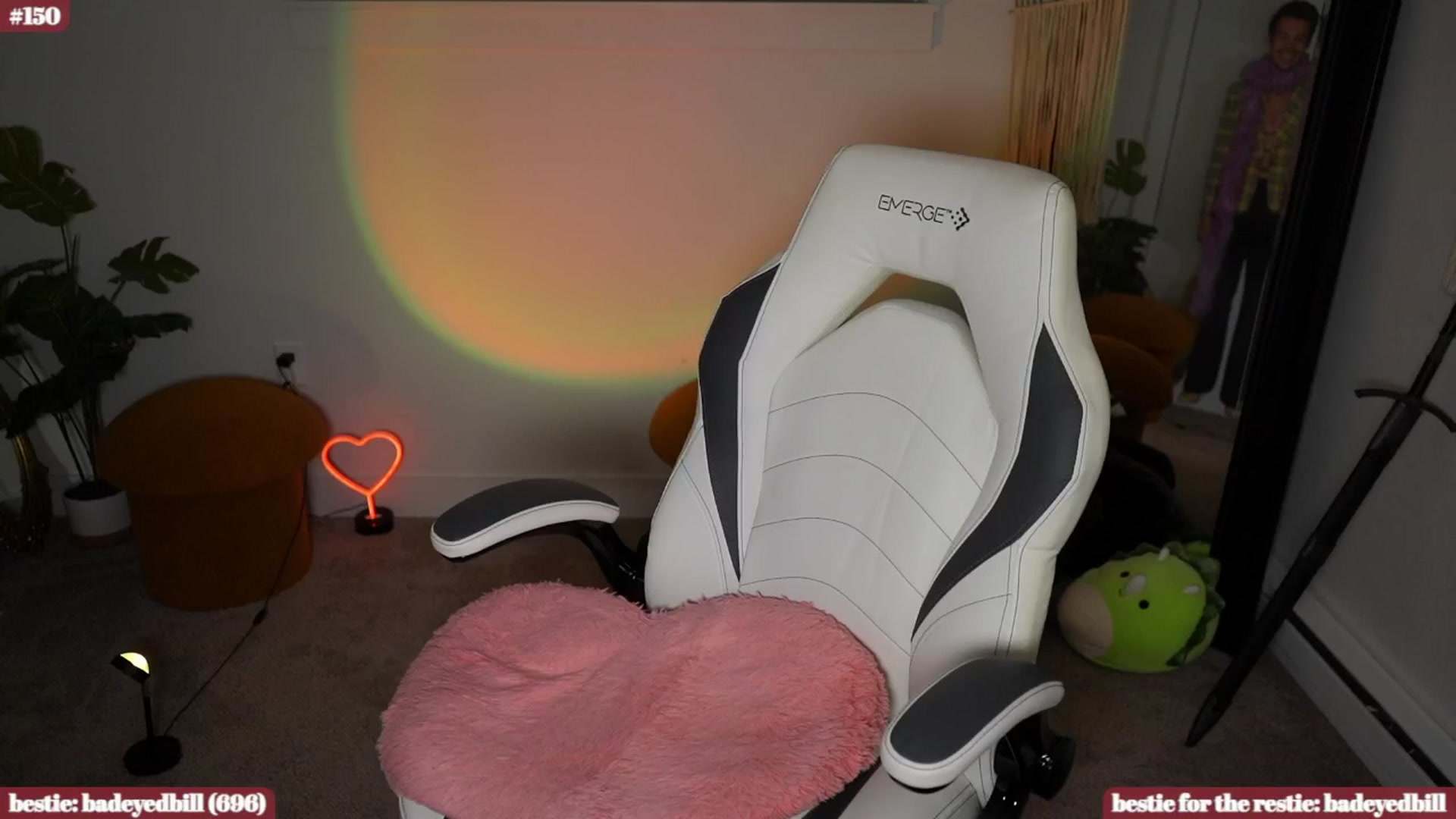 Gallery image thumbnail from iKarli's myfreecams stream on, 06/26/2024, 10:25 image 6 of 20