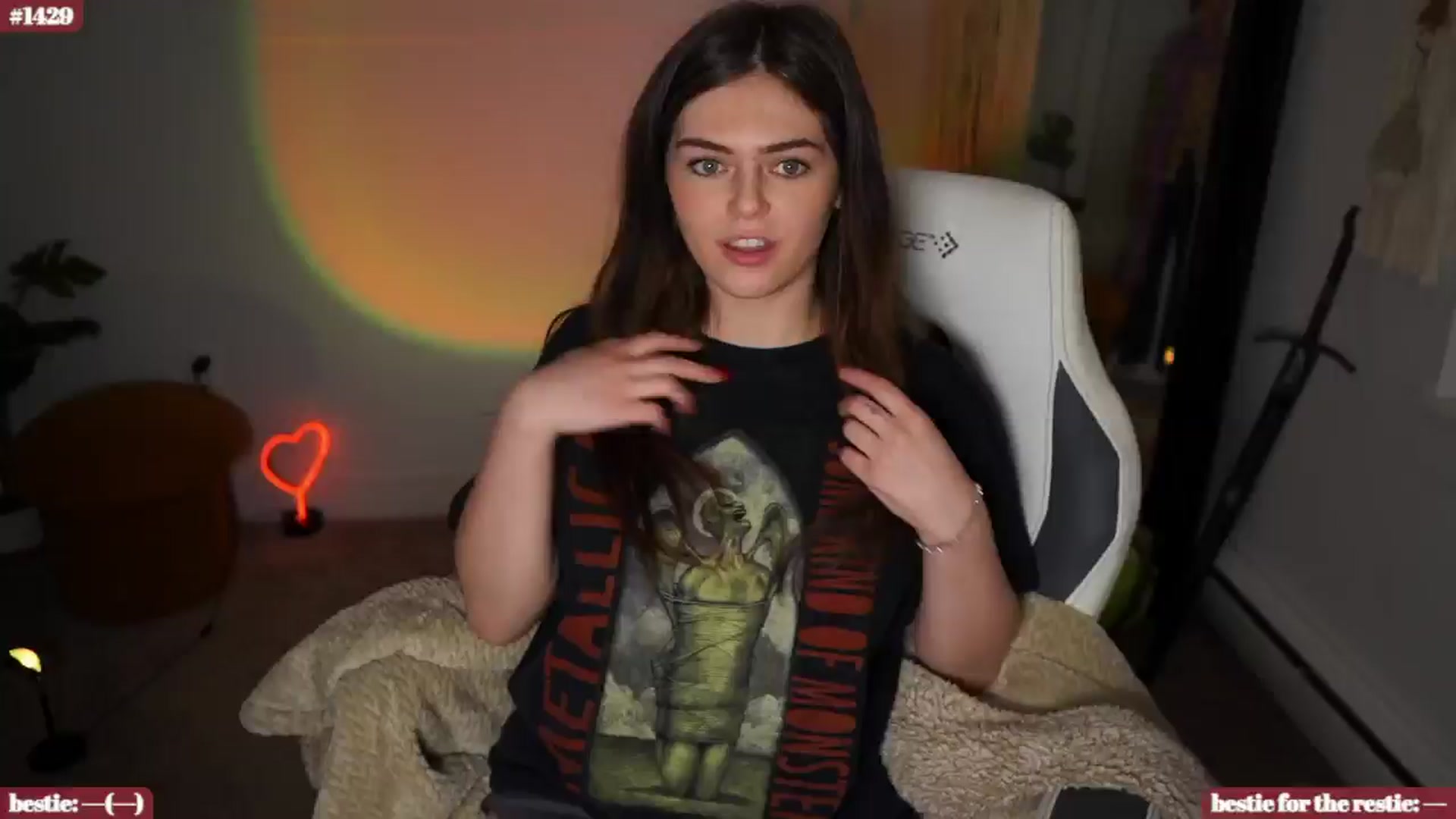 Gallery image thumbnail from iKarli's myfreecams stream on, 07/03/2024, 09:26 image 3 of 20