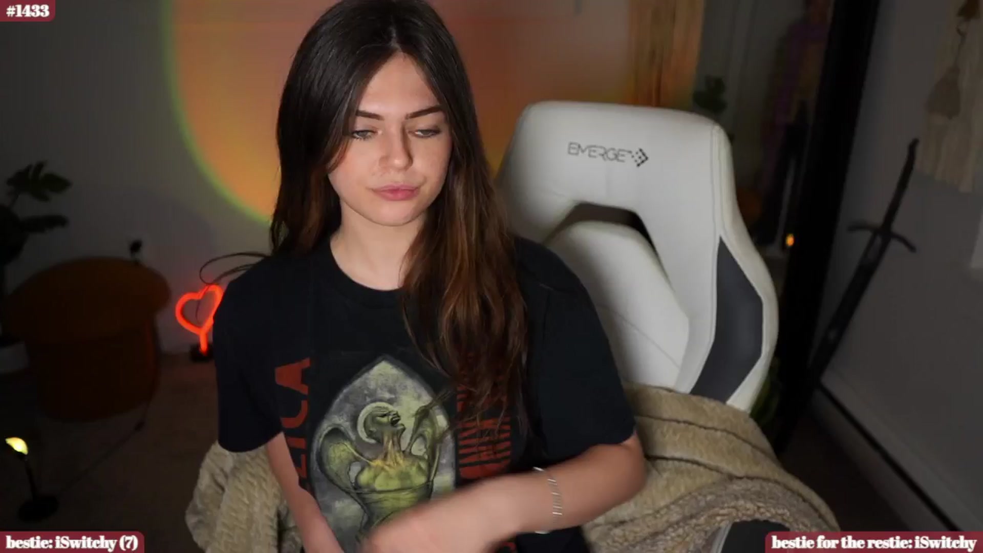 Gallery image thumbnail from iKarli's myfreecams stream on, 07/03/2024, 09:26 image 6 of 20