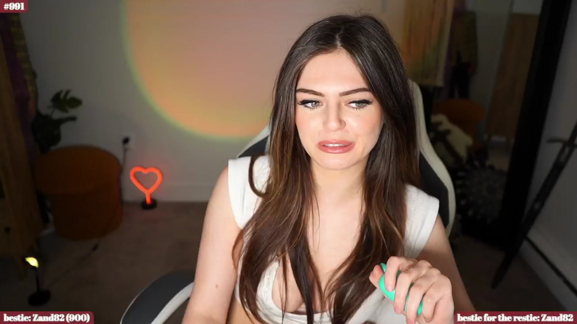 Gallery image thumbnail from iKarli's myfreecams stream on, 07/24/2024, 10:18 image 1 of 20