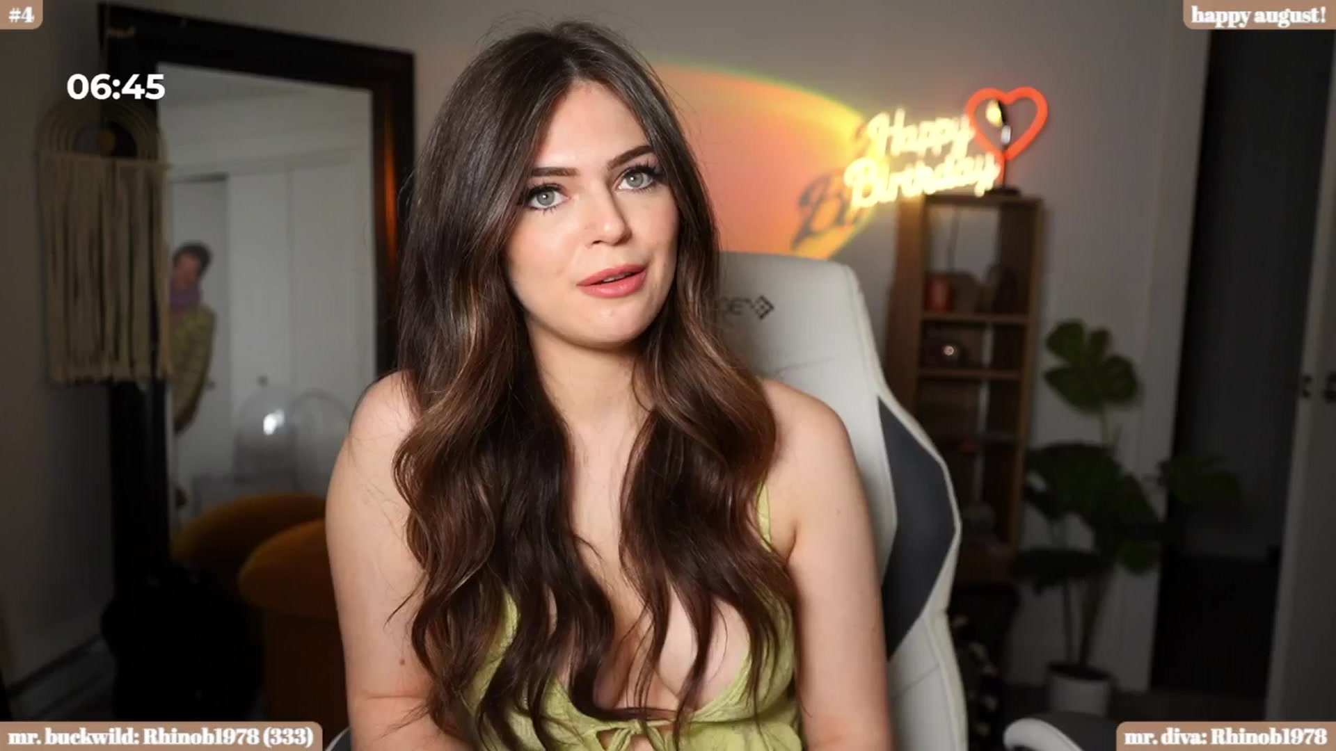 Gallery image thumbnail from iKarli's myfreecams stream on, 08/15/2024, 05:59 image 17 of 20