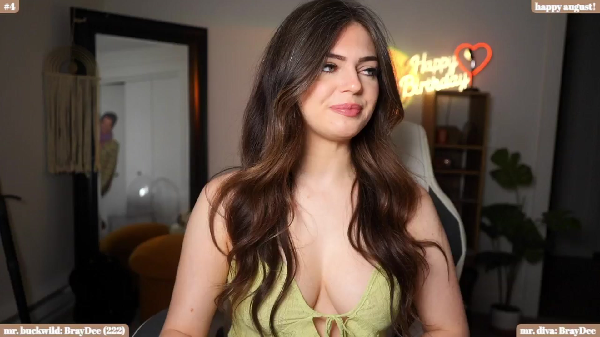 Gallery image thumbnail from iKarli's myfreecams stream on, 08/15/2024, 05:59 image 7 of 20