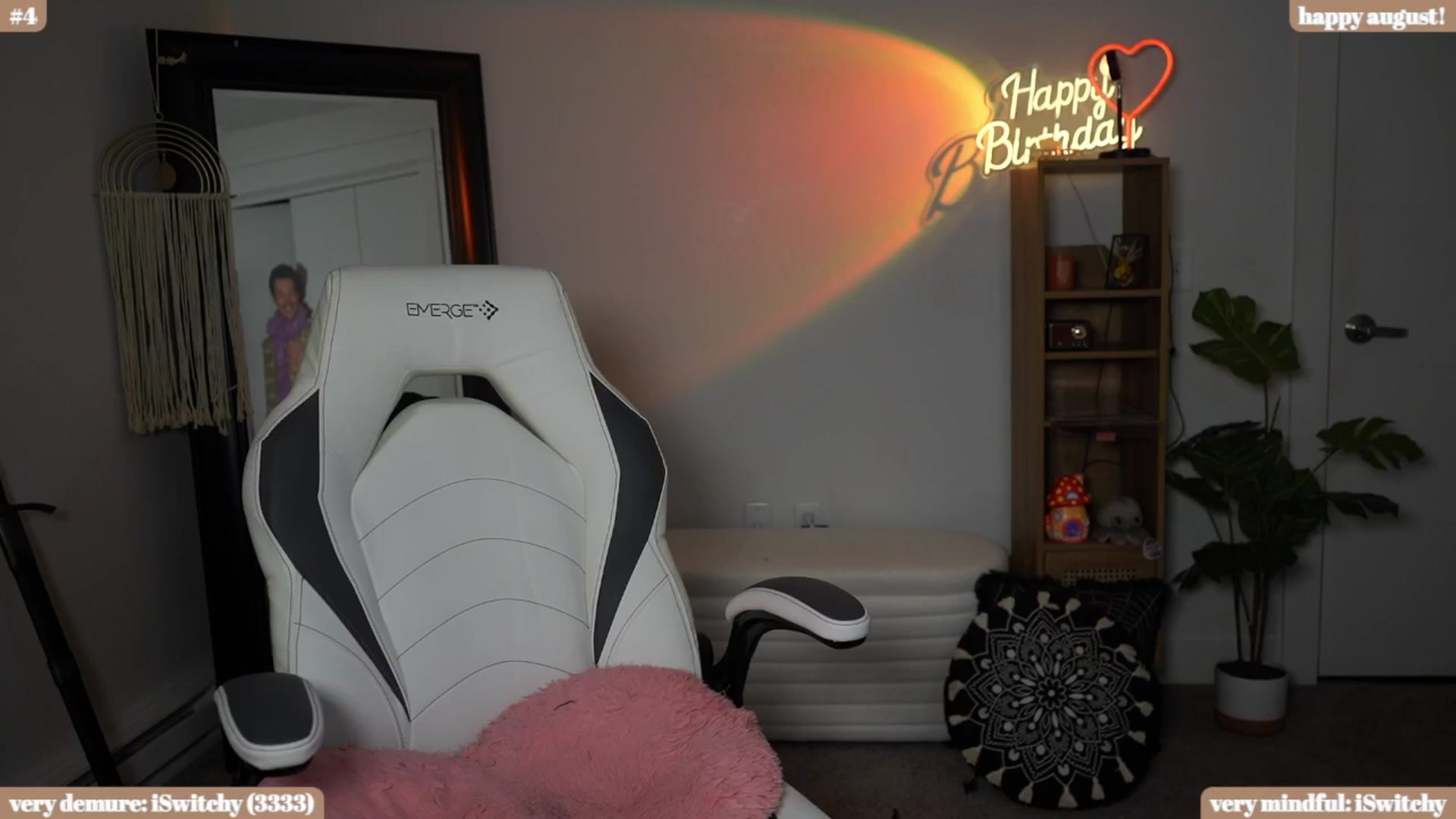 Gallery image thumbnail from iKarli's myfreecams stream on, 08/27/2024, 11:46 image 15 of 20
