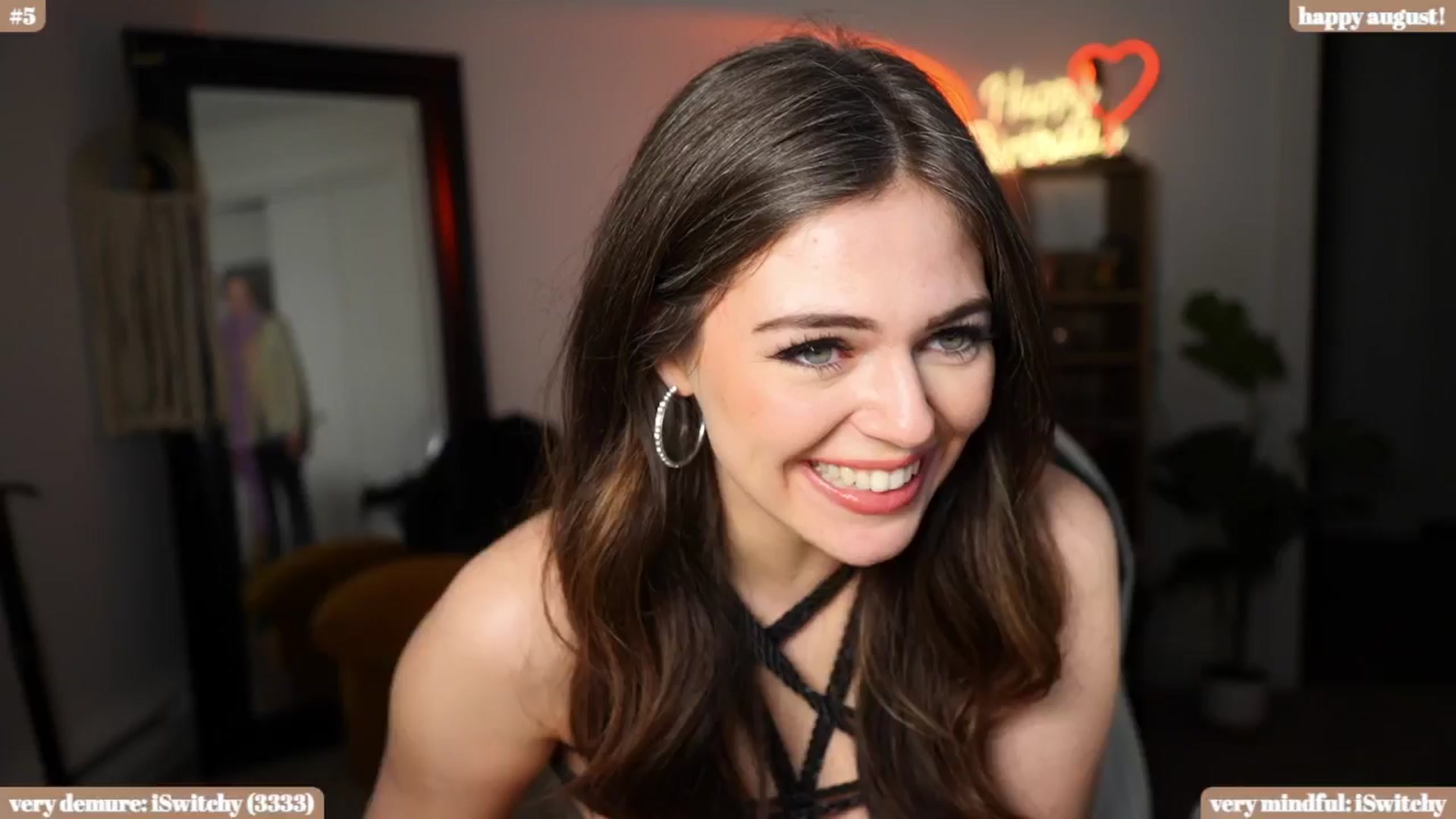 Gallery image thumbnail from iKarli's myfreecams stream on, 08/29/2024, 13:58 image 18 of 20