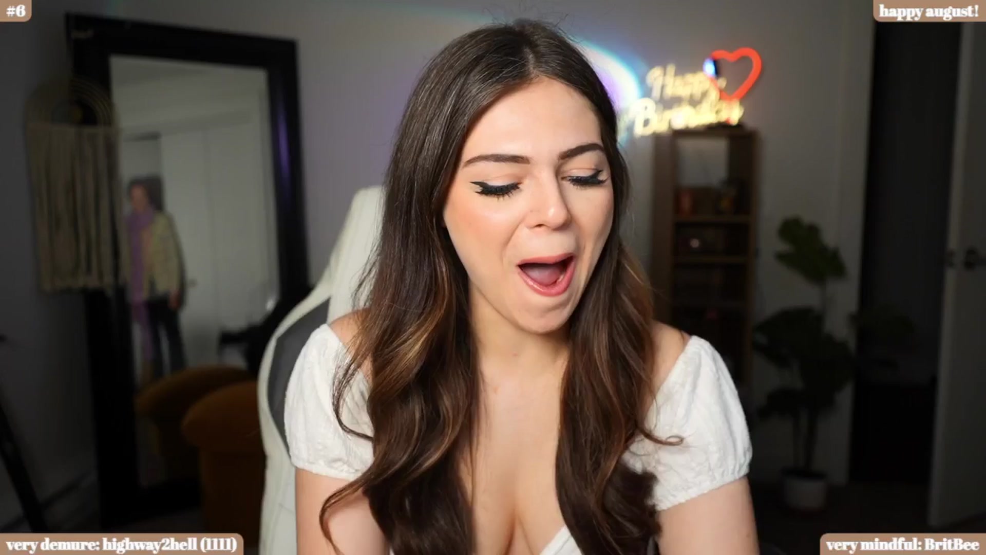 Gallery image thumbnail from iKarli's myfreecams stream on, 08/30/2024, 11:46 image 6 of 20