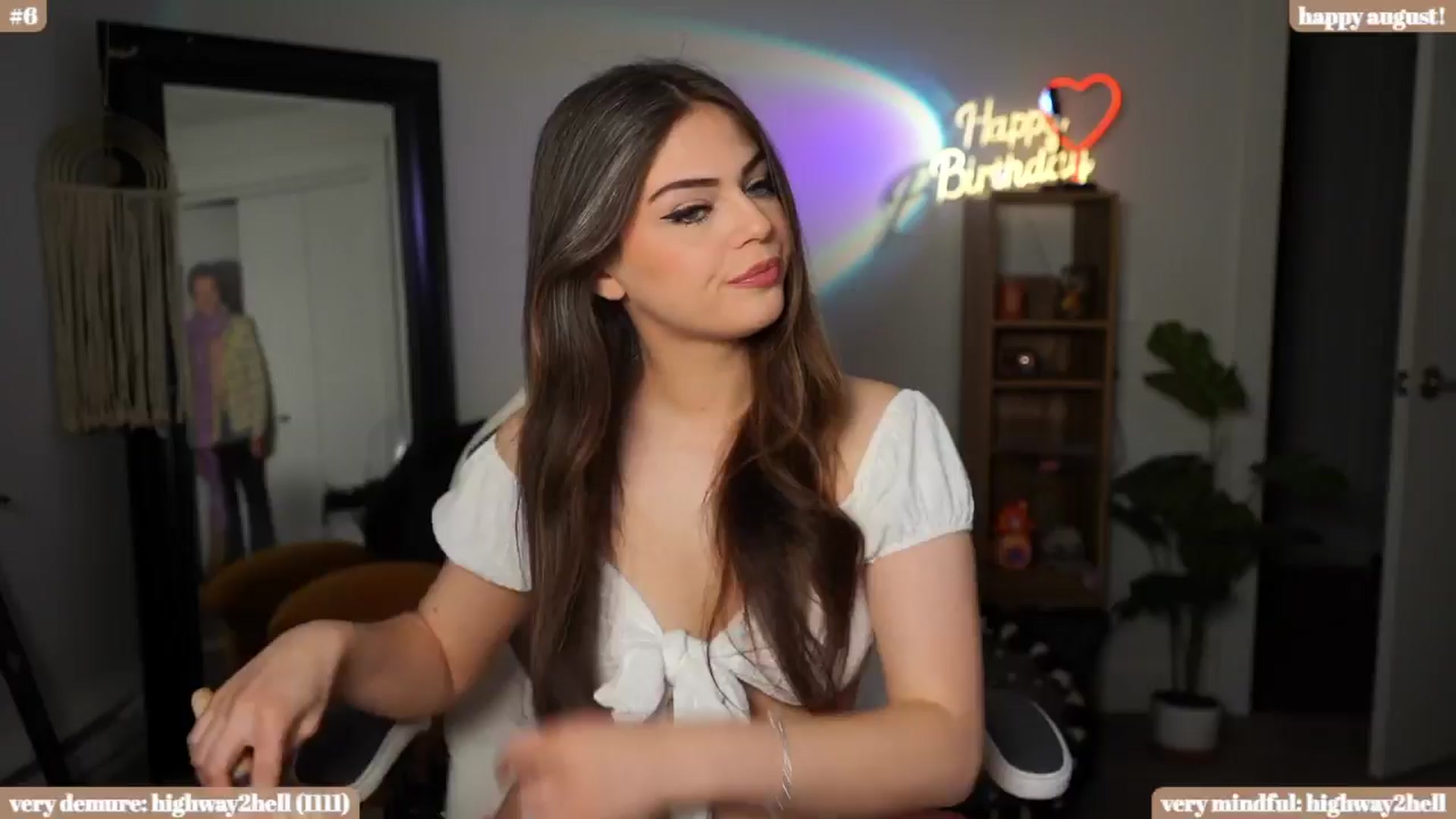 Gallery image thumbnail from iKarli's myfreecams stream on, 08/30/2024, 11:46 image 5 of 20
