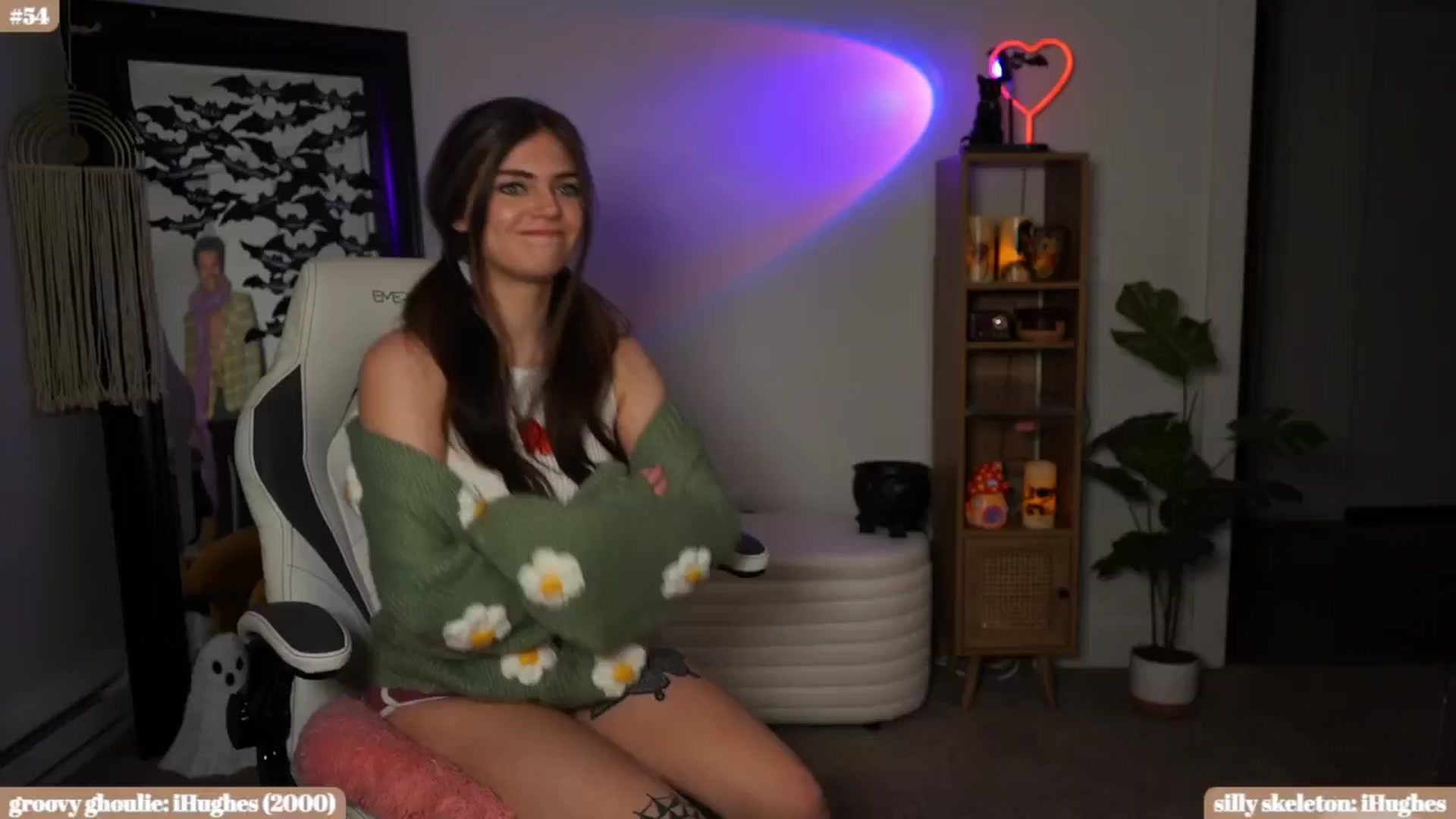 Gallery image thumbnail from iKarli's myfreecams stream on, 10/09/2024, 13:48 image 12 of 20
