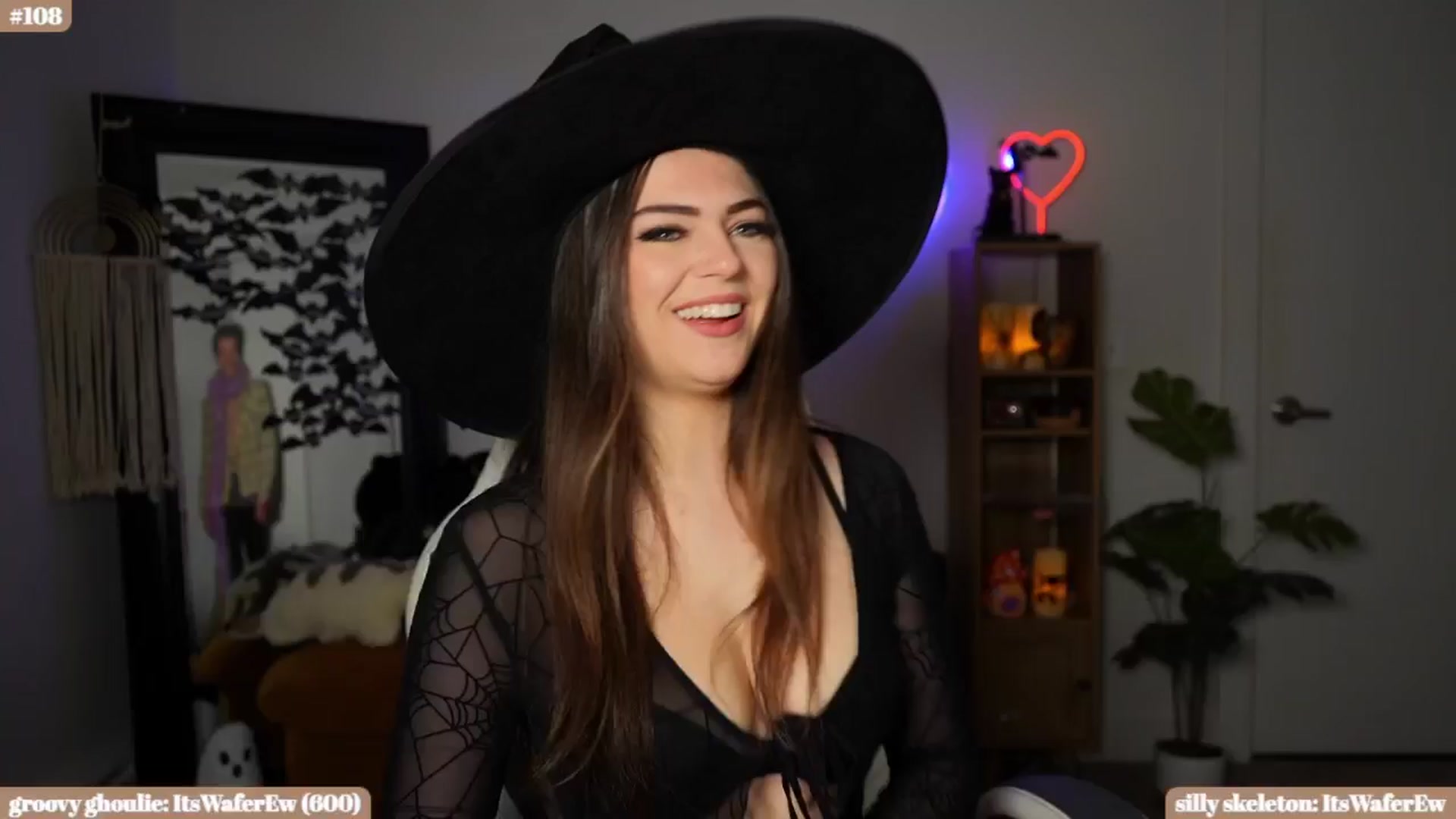Gallery image thumbnail from iKarli's myfreecams stream on, 10/14/2024, 04:26 image 16 of 20