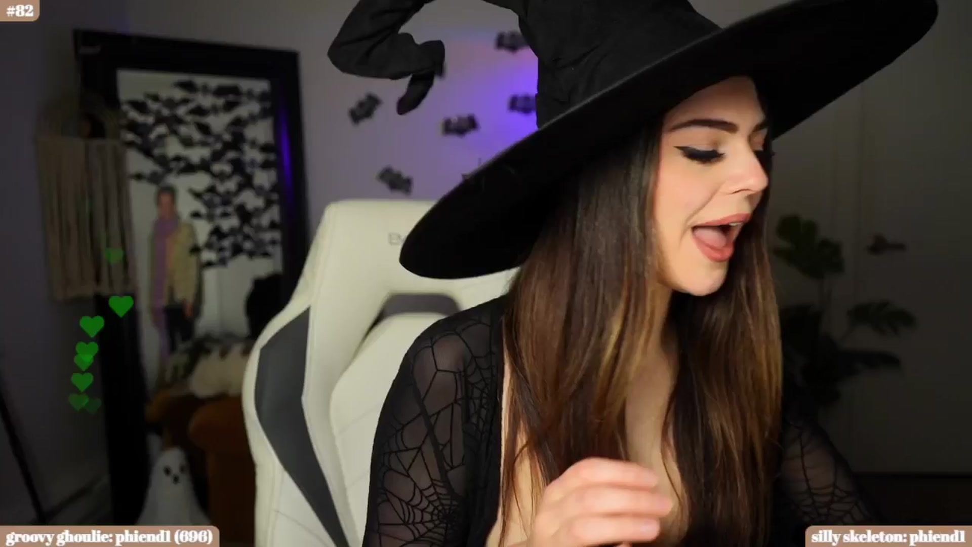Gallery image thumbnail from iKarli's myfreecams stream on, 10/14/2024, 09:31 image 12 of 20