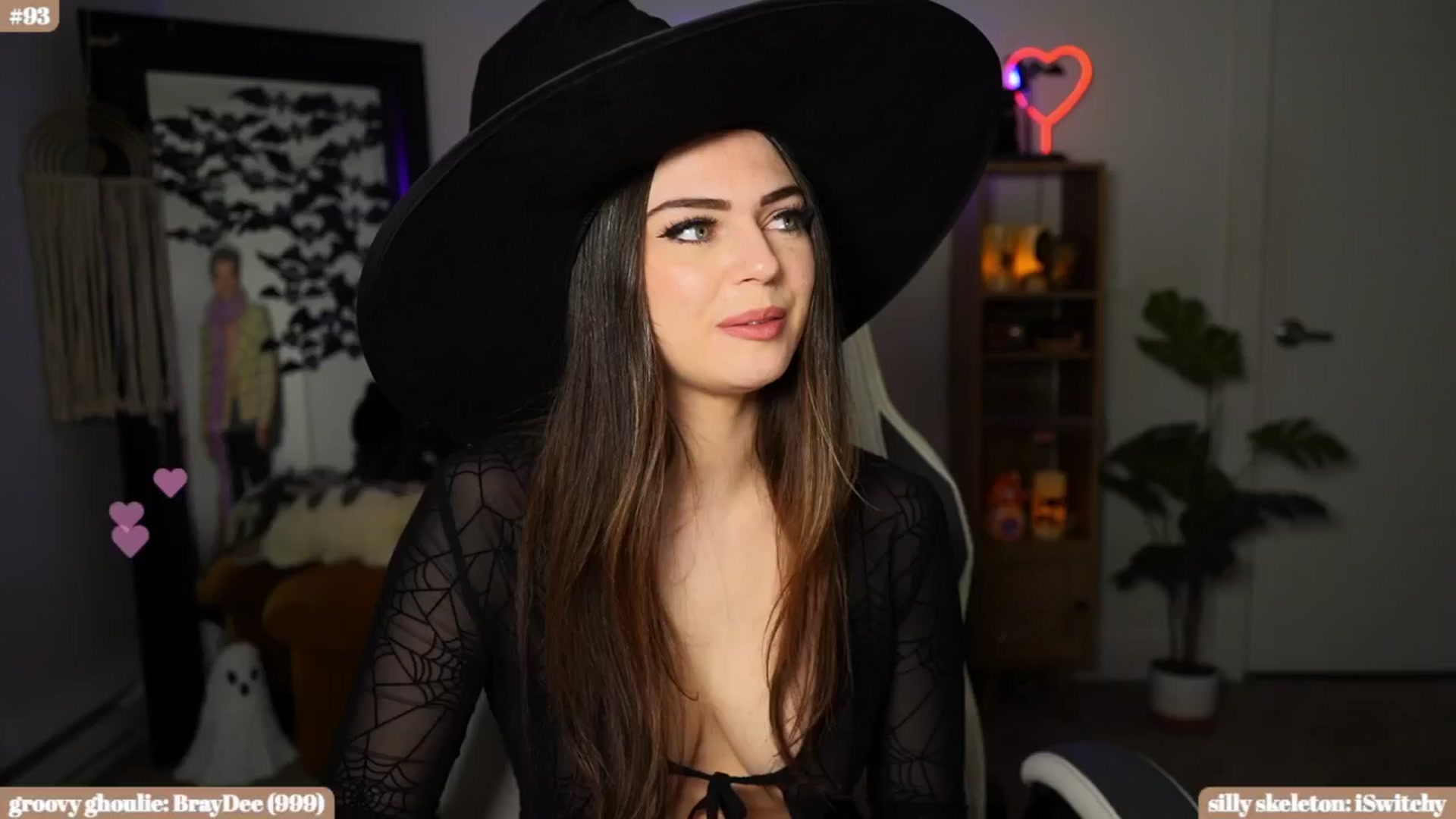 Gallery image thumbnail from iKarli's myfreecams stream on, 10/14/2024, 09:31 image 8 of 20