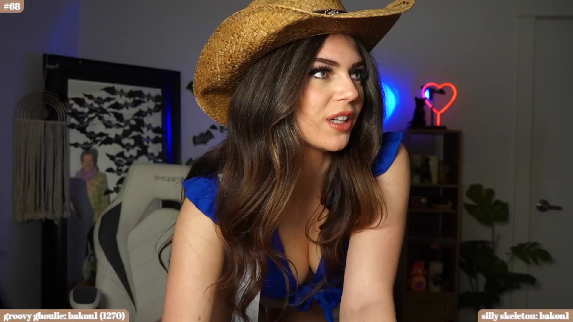 Gallery image thumbnail from iKarli's myfreecams stream on, 10/29/2024, 08:47 image 8 of 20