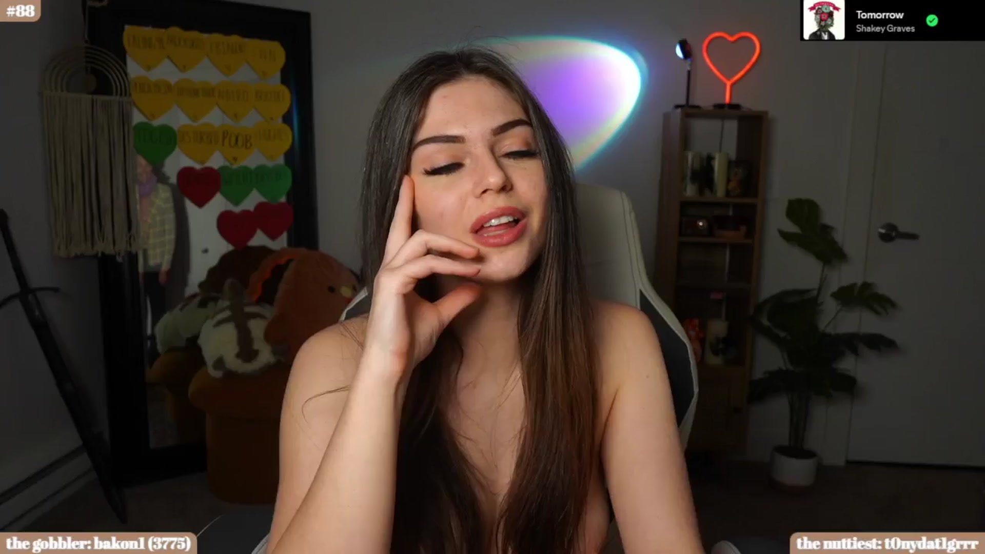 Gallery image thumbnail from iKarli's myfreecams stream on, 11/08/2024, 11:41 image 17 of 20