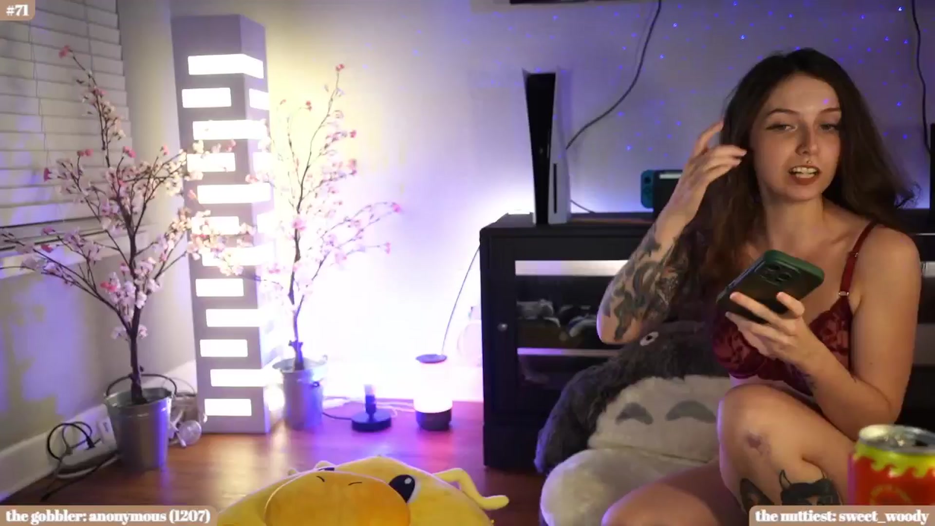 Gallery image thumbnail from iKarli's myfreecams stream on, 11/16/2024, 09:03 image 20 of 20