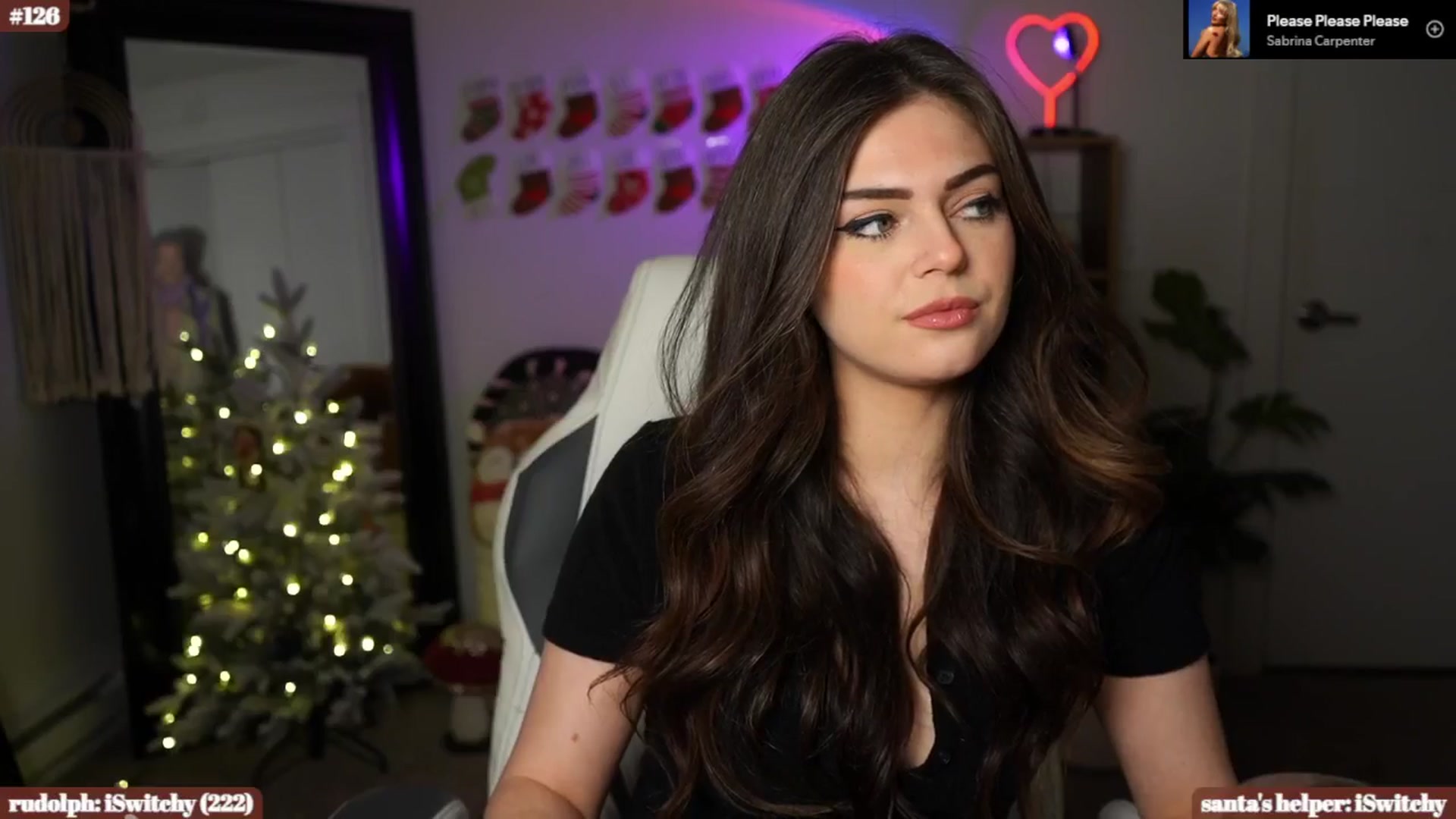 Gallery image thumbnail from iKarli's myfreecams stream on, 12/05/2024, 10:03 image 4 of 20