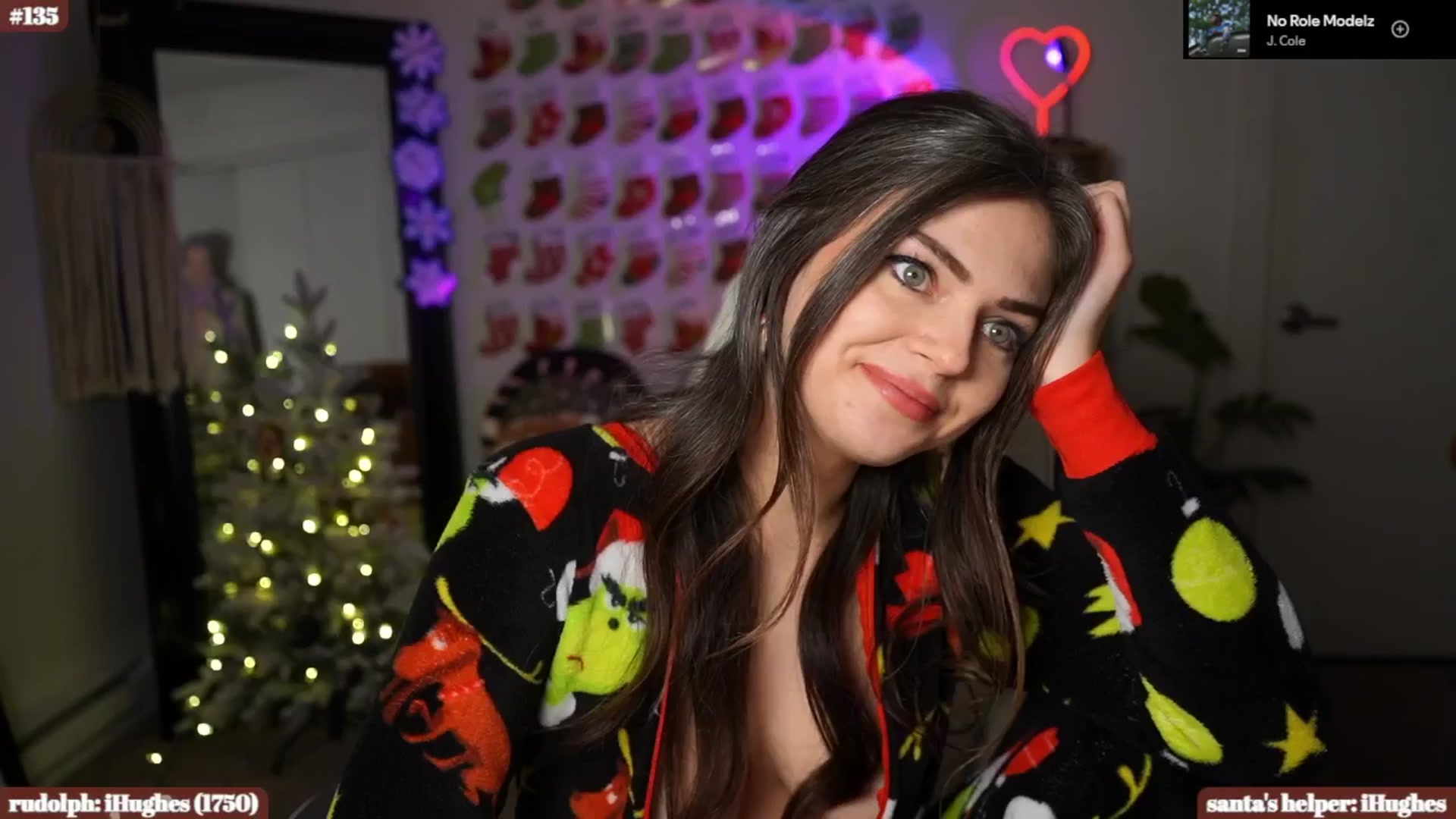 Gallery image thumbnail from iKarli's myfreecams stream on, 12/11/2024, 12:05 image 10 of 20