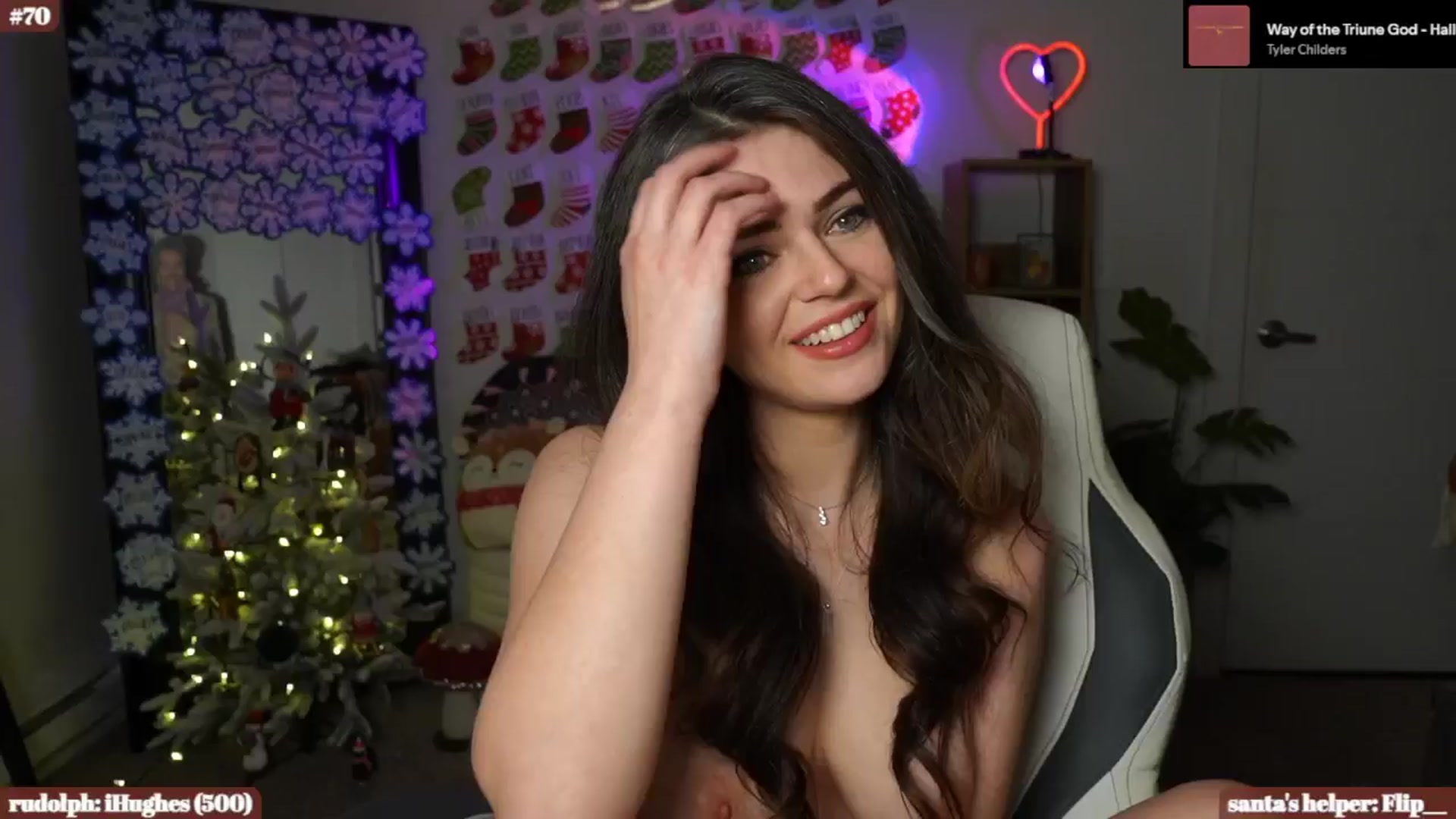 Gallery image thumbnail from iKarli's myfreecams stream on, 12/27/2024, 11:27 image 19 of 20