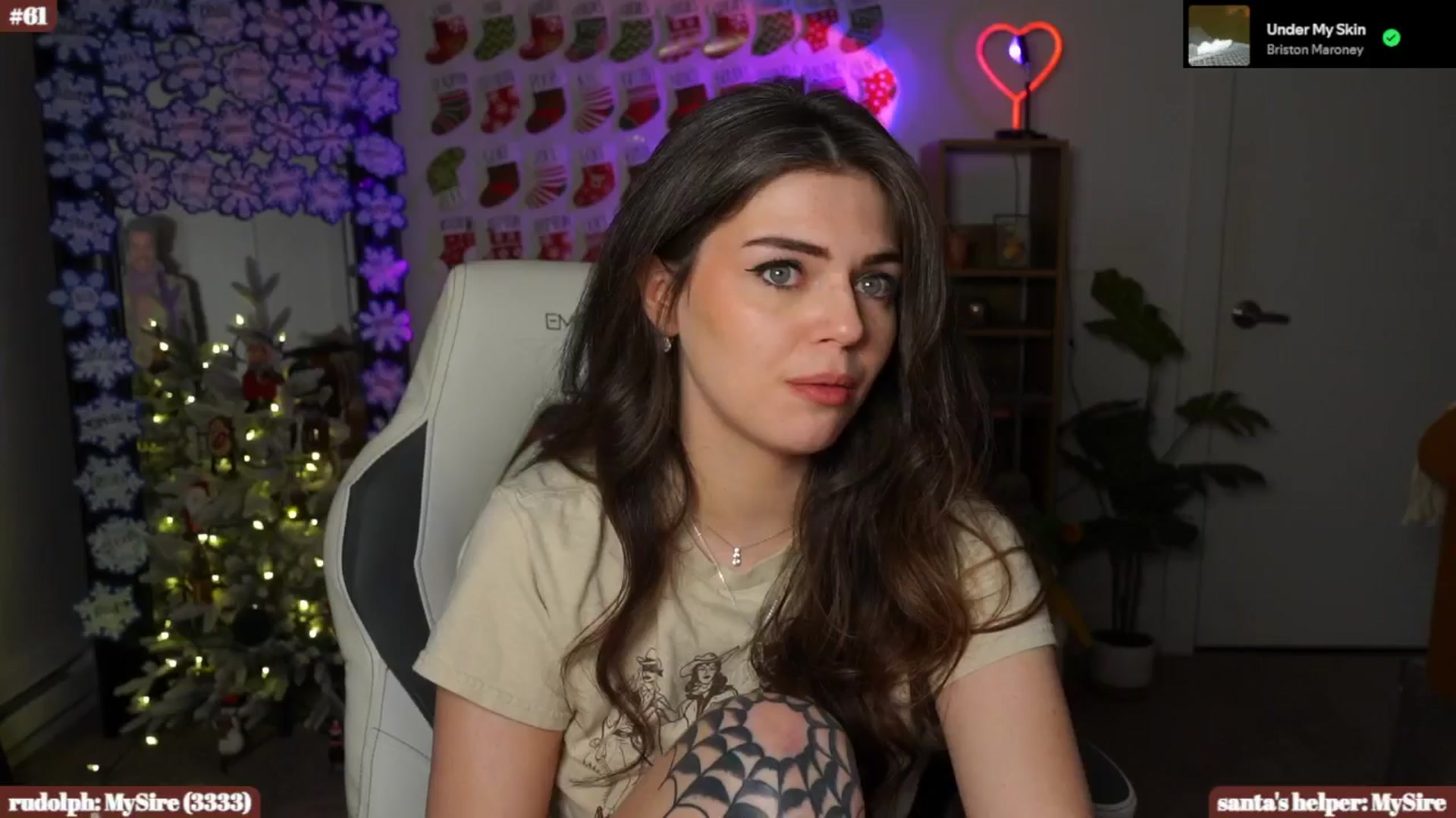 Gallery image thumbnail from iKarli's myfreecams stream on, 12/27/2024, 13:15 image 15 of 20