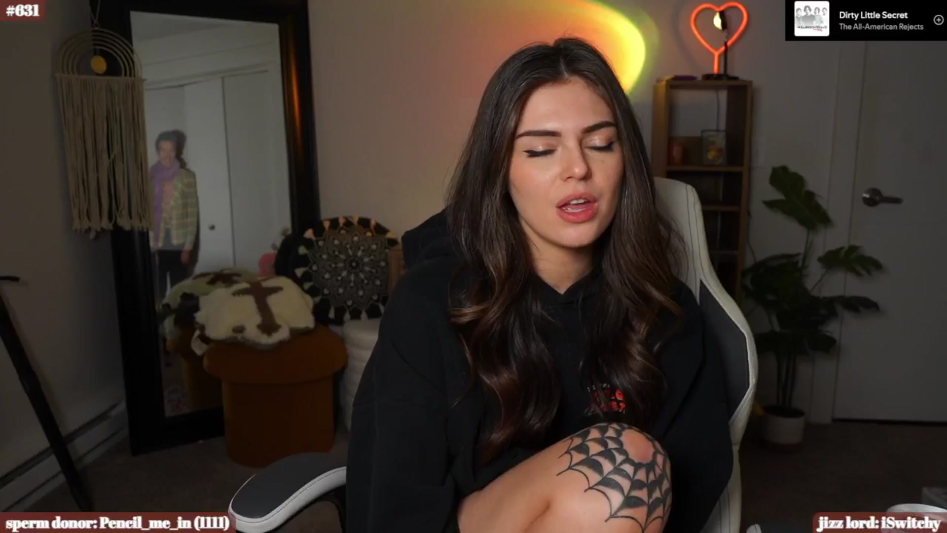 Gallery image thumbnail from iKarli's myfreecams stream on, 01/09/2025, 12:03 image 1 of 20