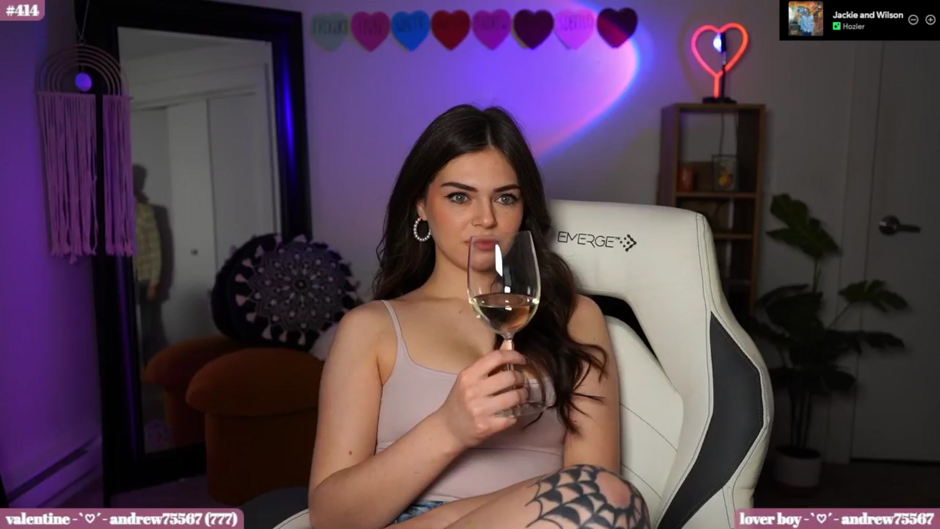 Gallery image thumbnail from iKarli's myfreecams stream on, 02/04/2025, 05:17 image 12 of 20