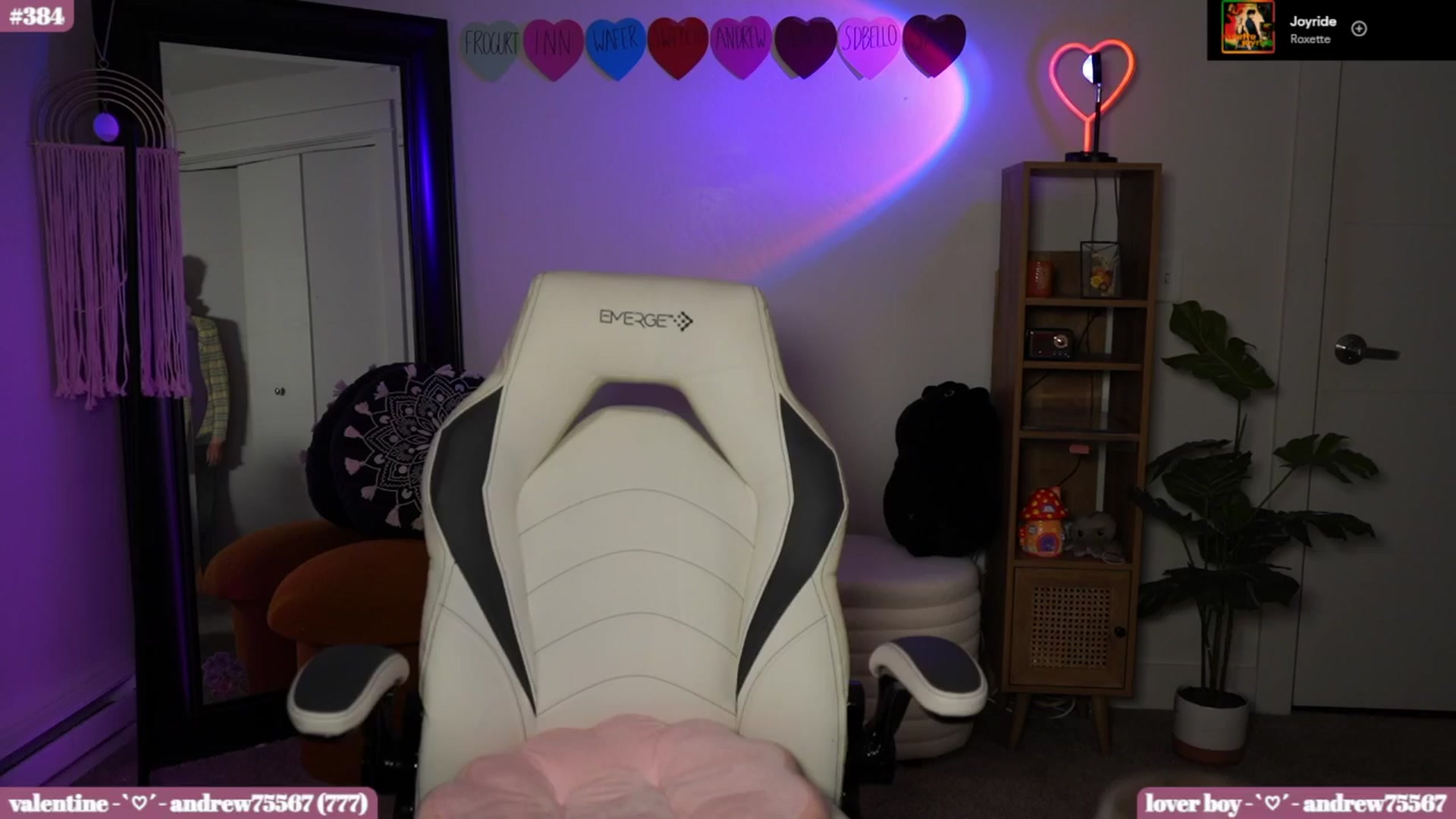 Gallery image thumbnail from iKarli's myfreecams stream on, 02/04/2025, 05:17 image 19 of 20