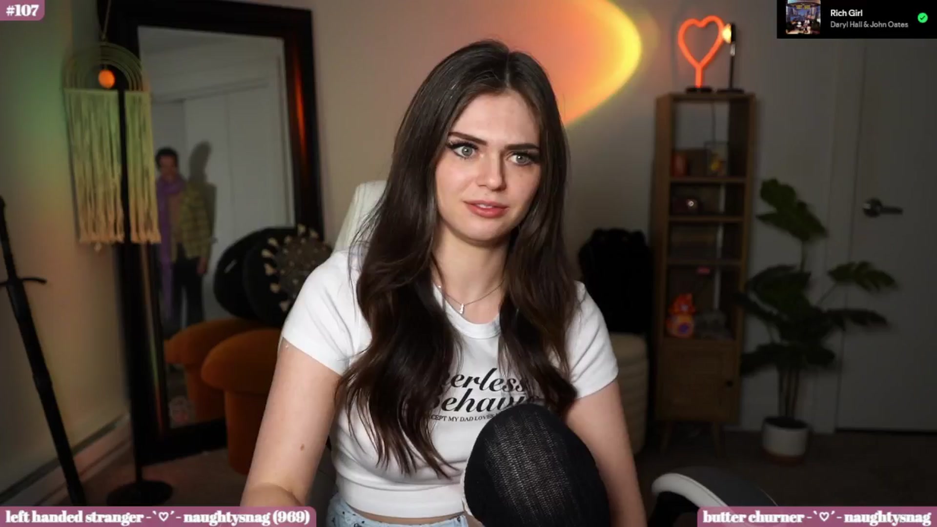 Gallery image thumbnail from iKarli's myfreecams stream on, 03/05/2025, 10:36 image 18 of 20