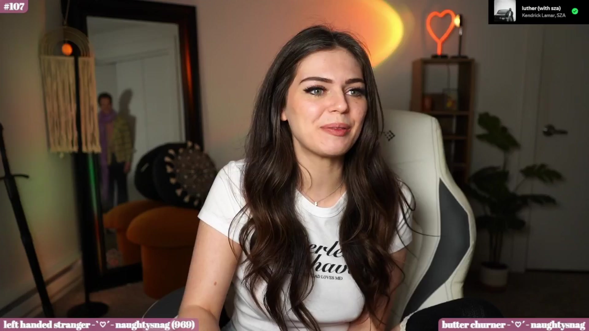 Gallery image thumbnail from iKarli's myfreecams stream on, 03/05/2025, 10:36 image 11 of 20