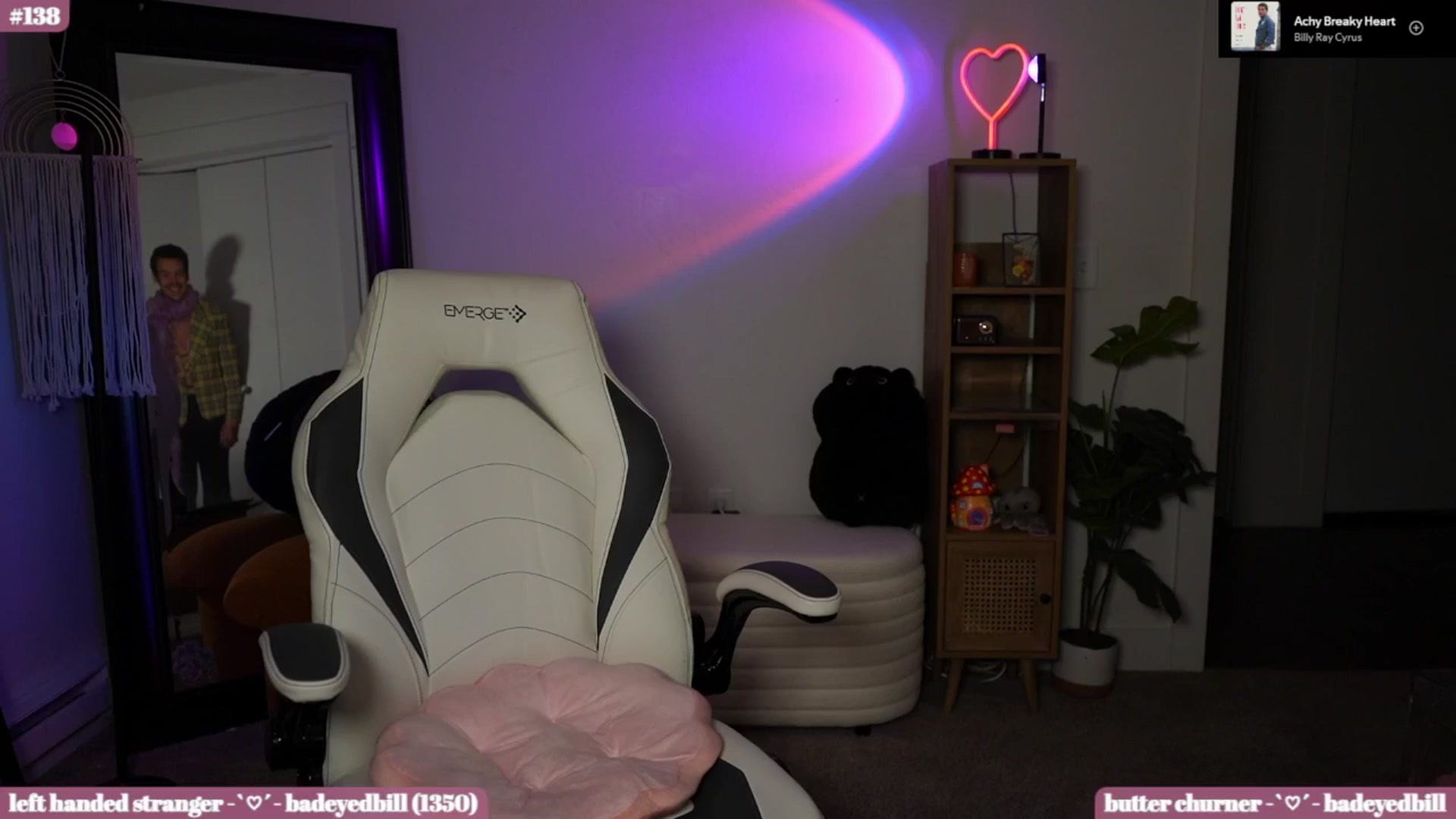 Gallery image thumbnail from iKarli's myfreecams stream on, 03/20/2025, 11:32 image 7 of 20