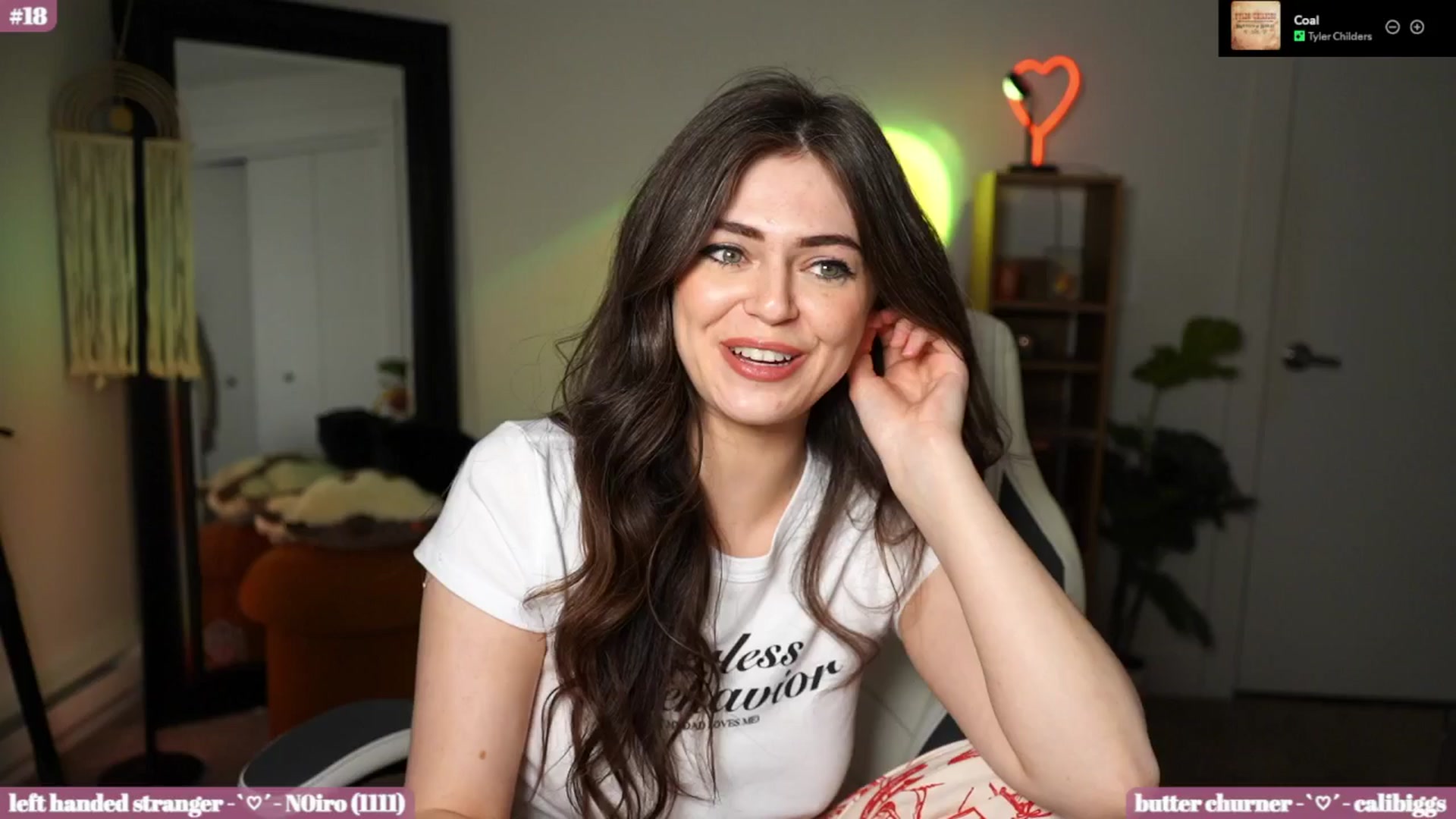Gallery image thumbnail from iKarli's myfreecams stream on, 04/01/2025, 09:07 image 14 of 20